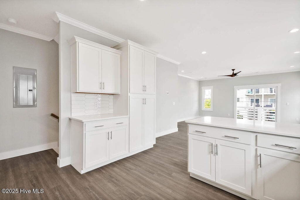 215 Spartanburg Avenue, 1