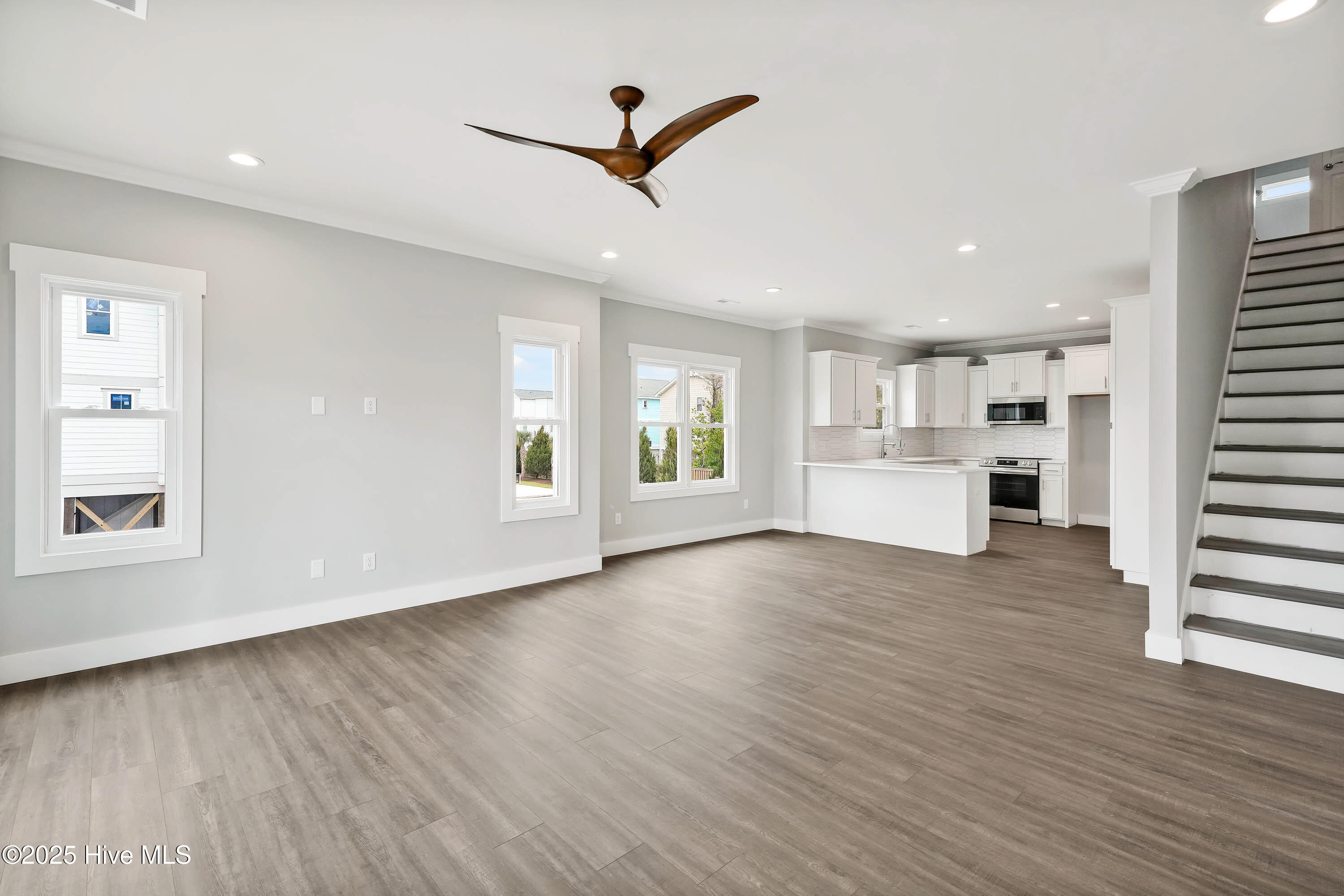 215 Spartanburg Avenue, 2