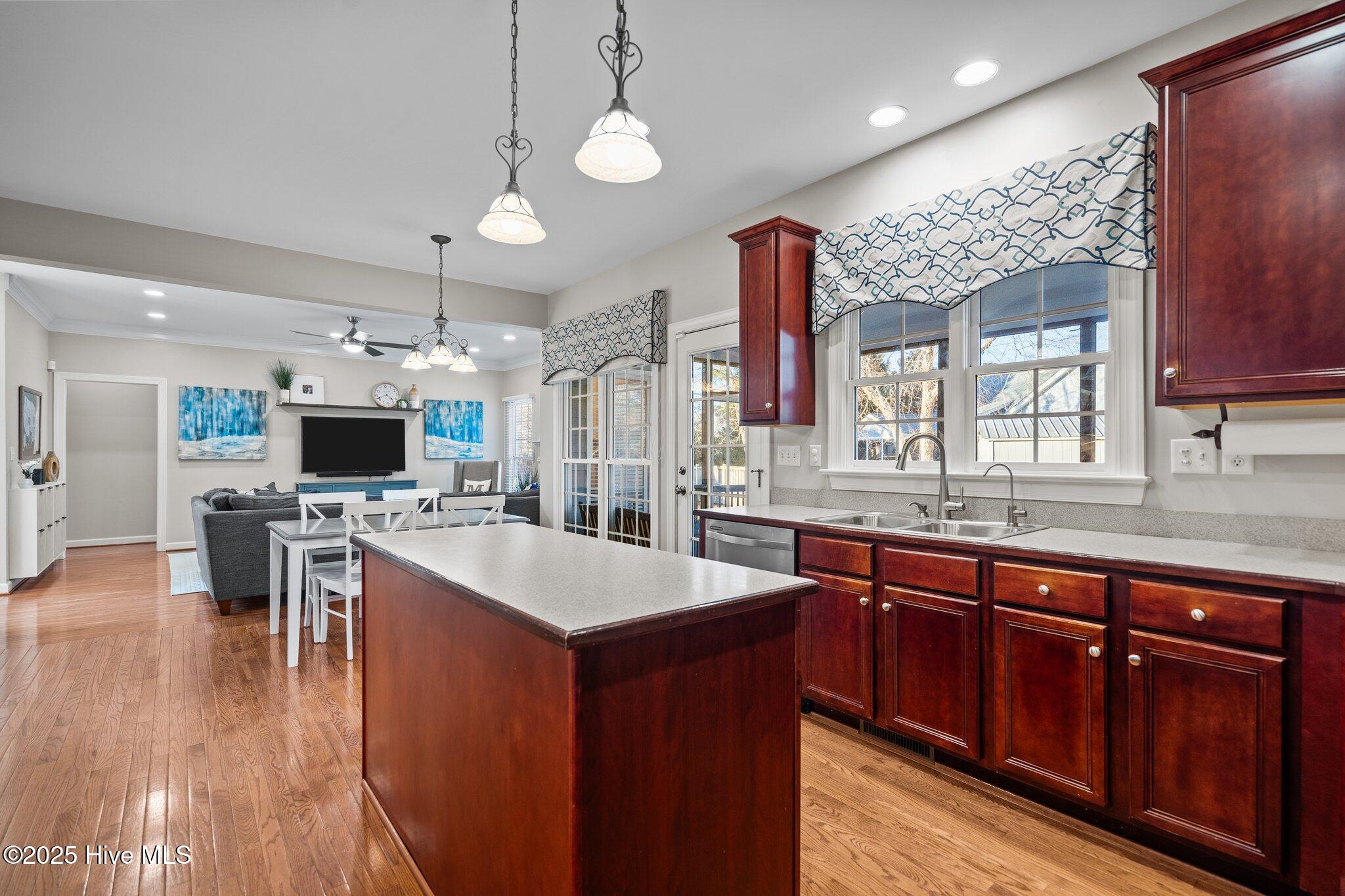 887 Wine Cellar Circle