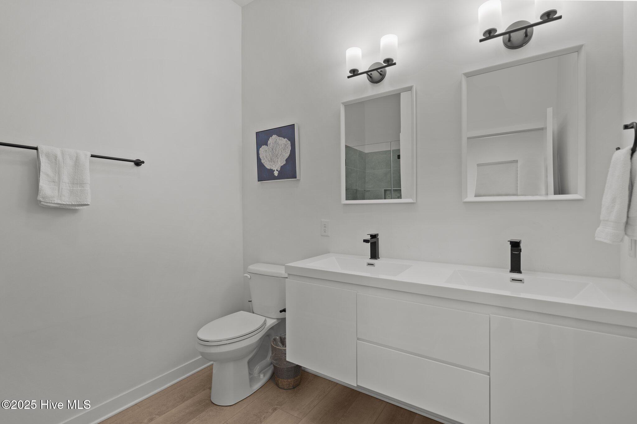 1417 Searay Lane, Unit 1