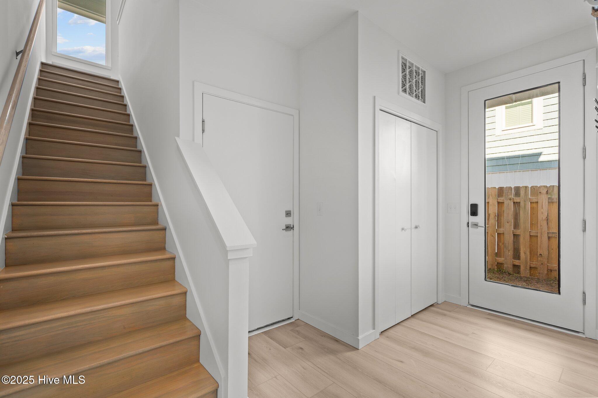 1417 Searay Lane, Unit 1