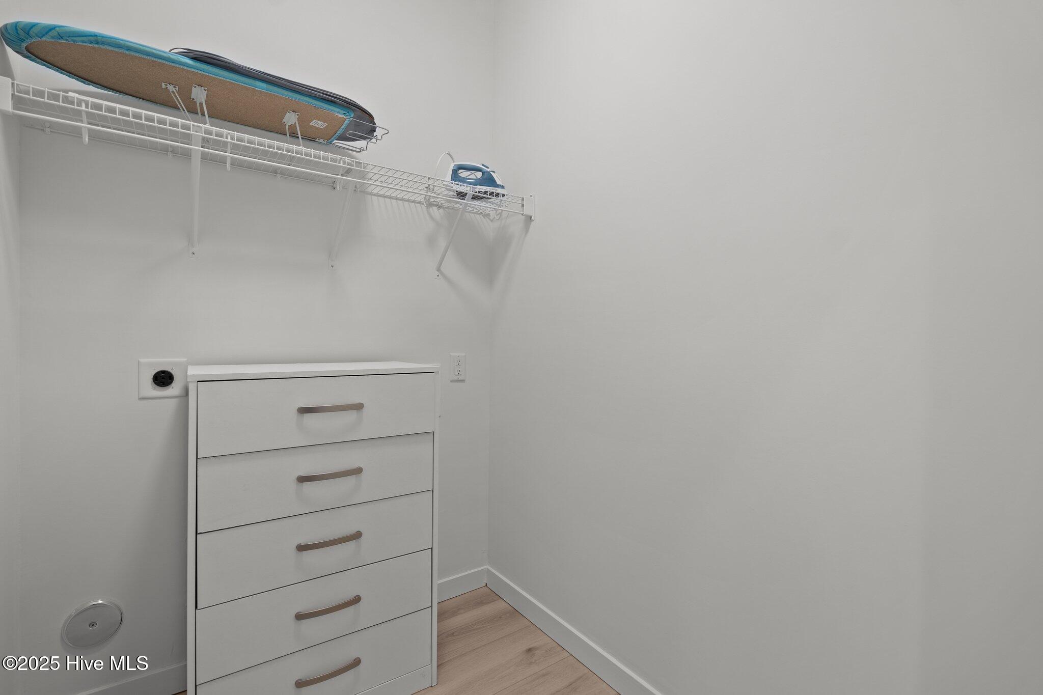 1417 Searay Lane, Unit 1