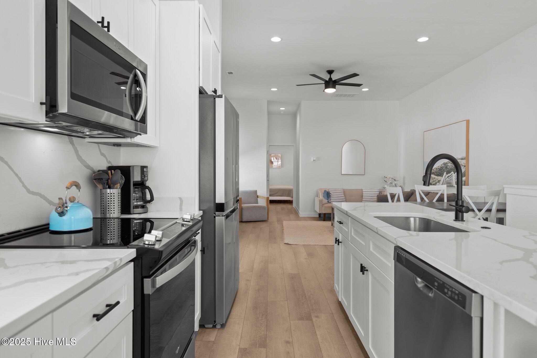 1417 Searay Lane, Unit 1