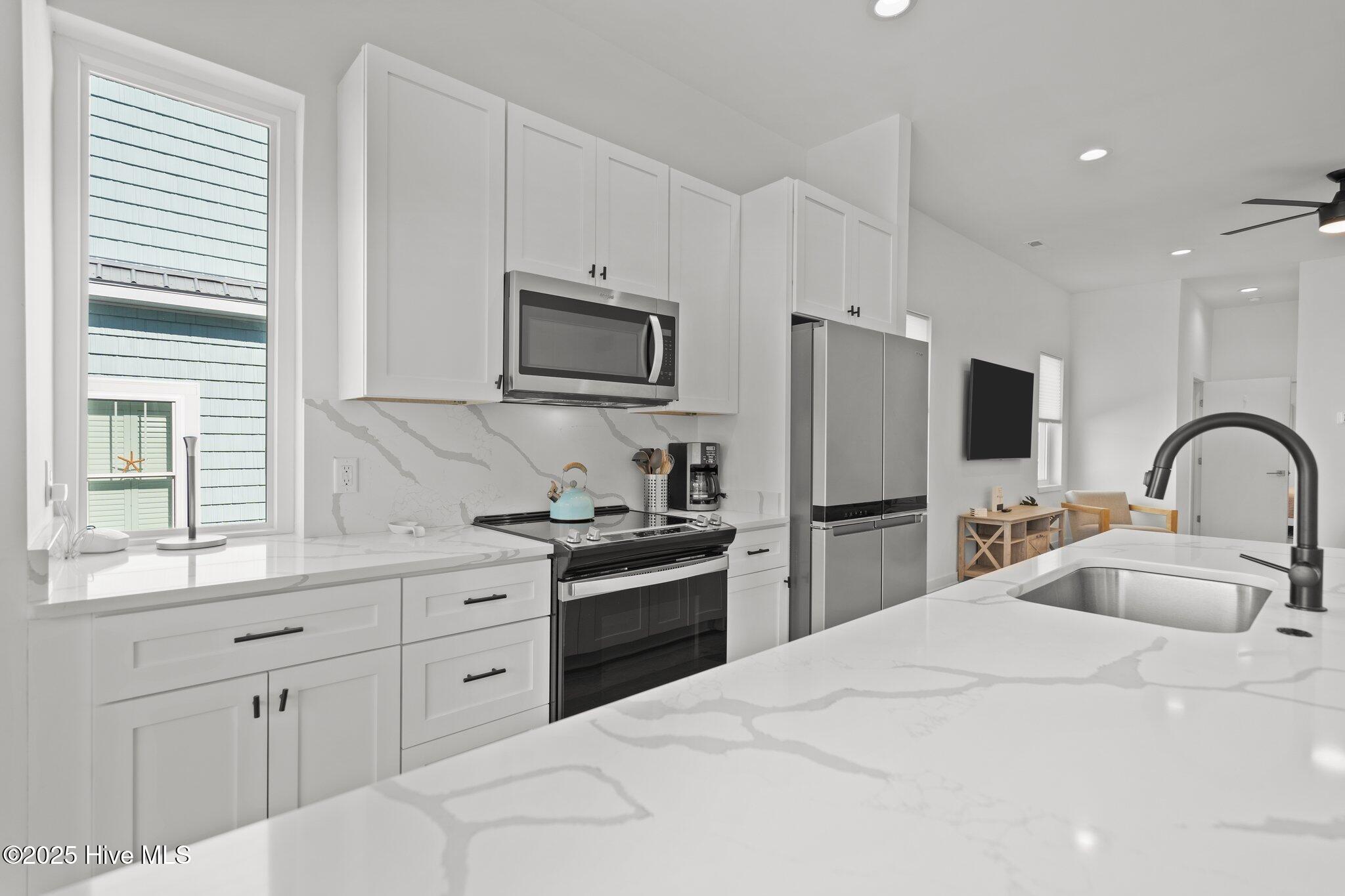 1417 Searay Lane, Unit 1