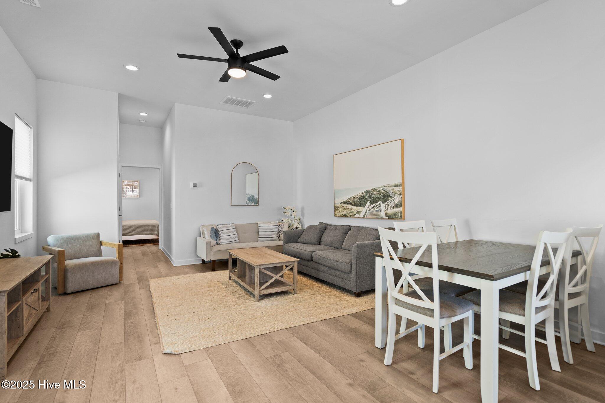 1417 Searay Lane, Unit 1
