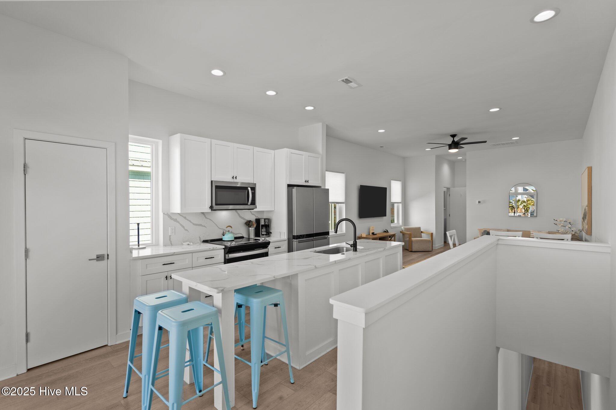 1417 Searay Lane, Unit 1