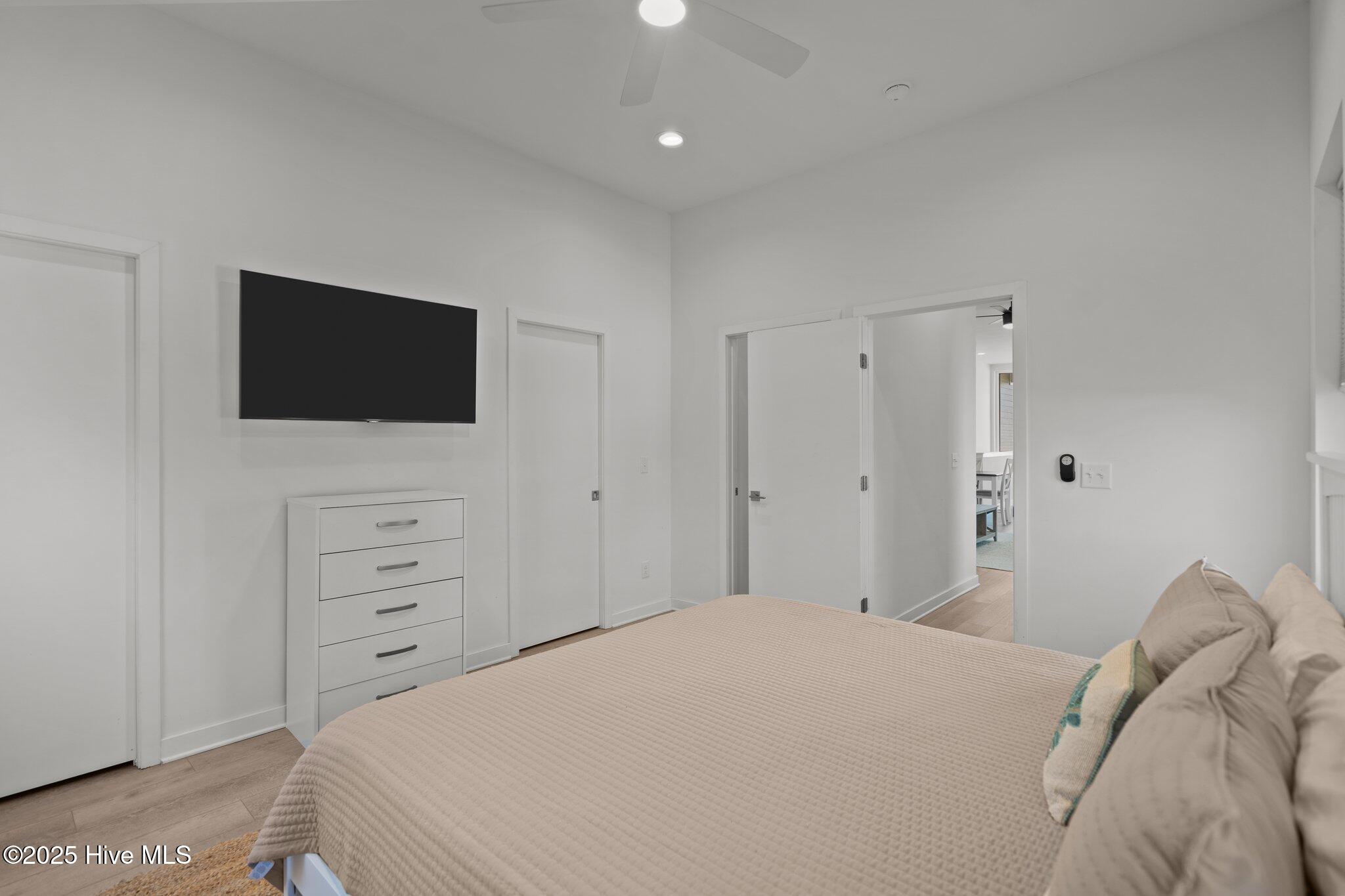 1417 Searay Lane, Unit 1