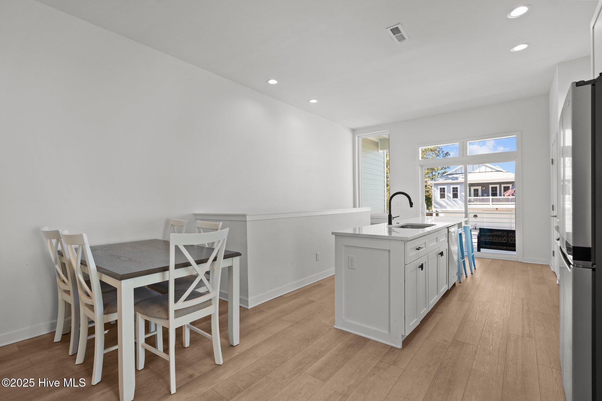 1417 Searay Lane, Unit 1