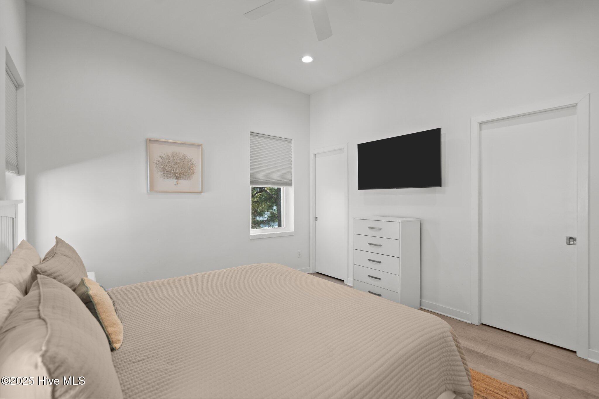 1417 Searay Lane, Unit 1