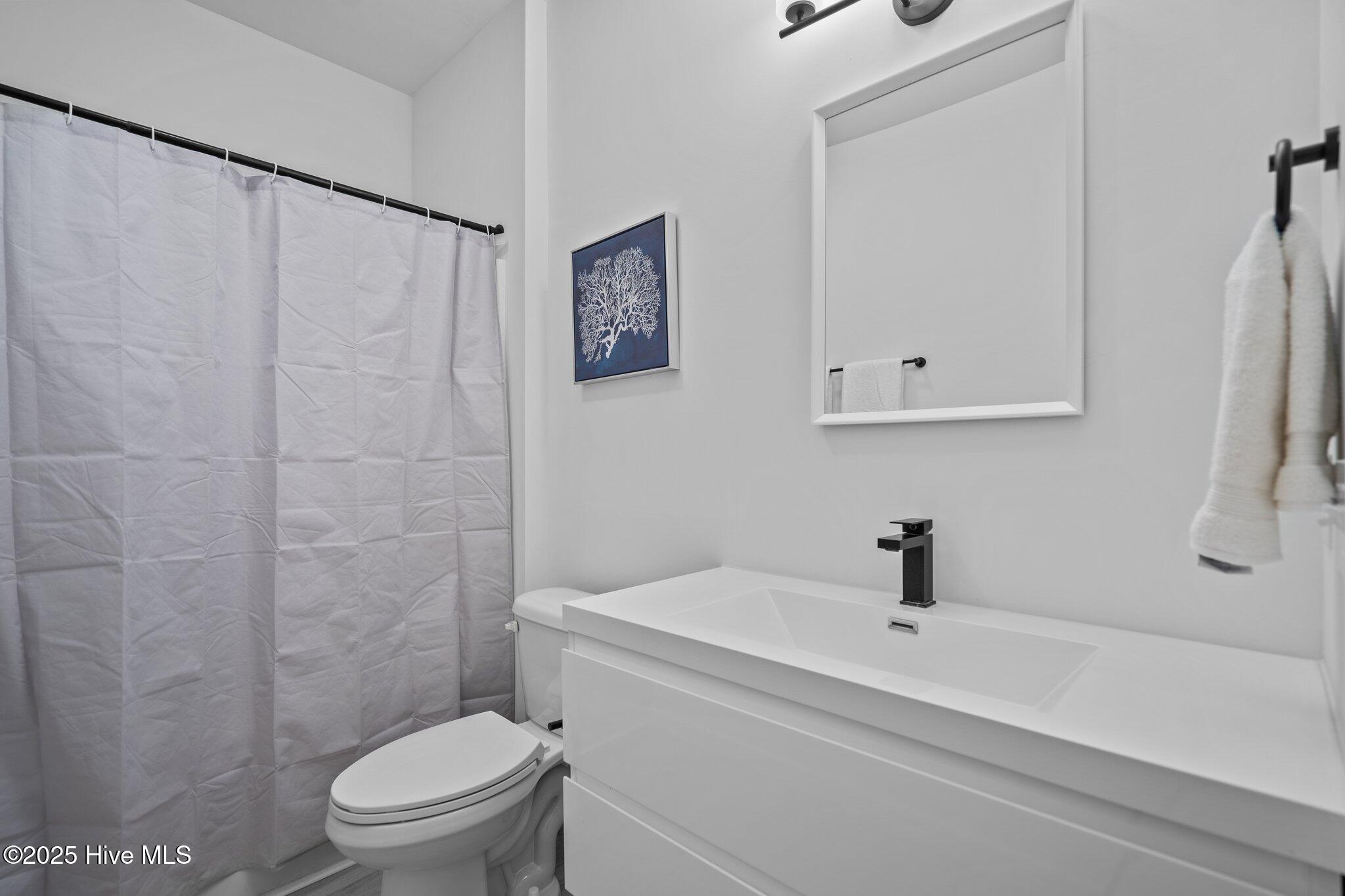 1417 Searay Lane, Unit 2