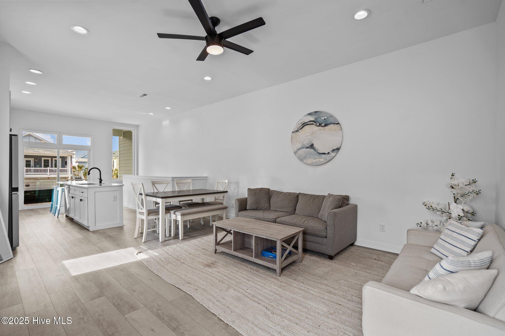 1417 Searay Lane, Unit 2