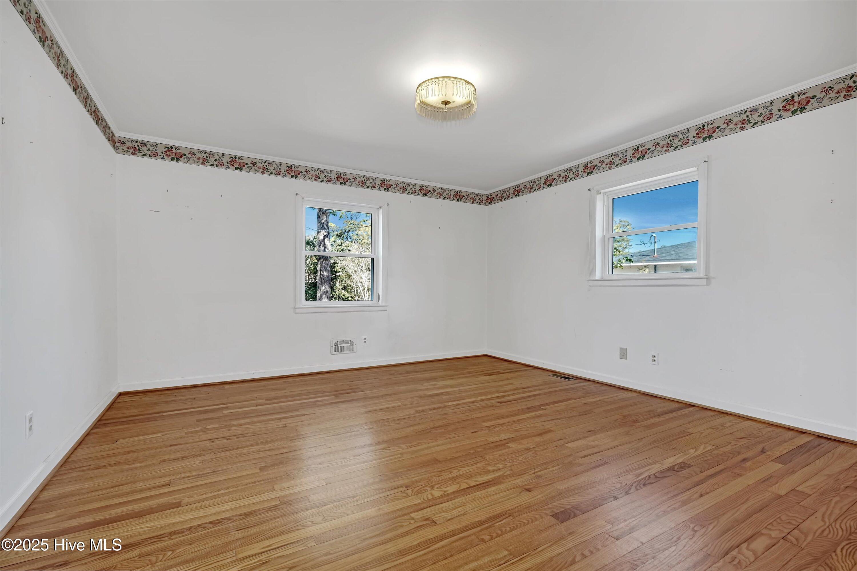 4518 Mocklingbird Lane