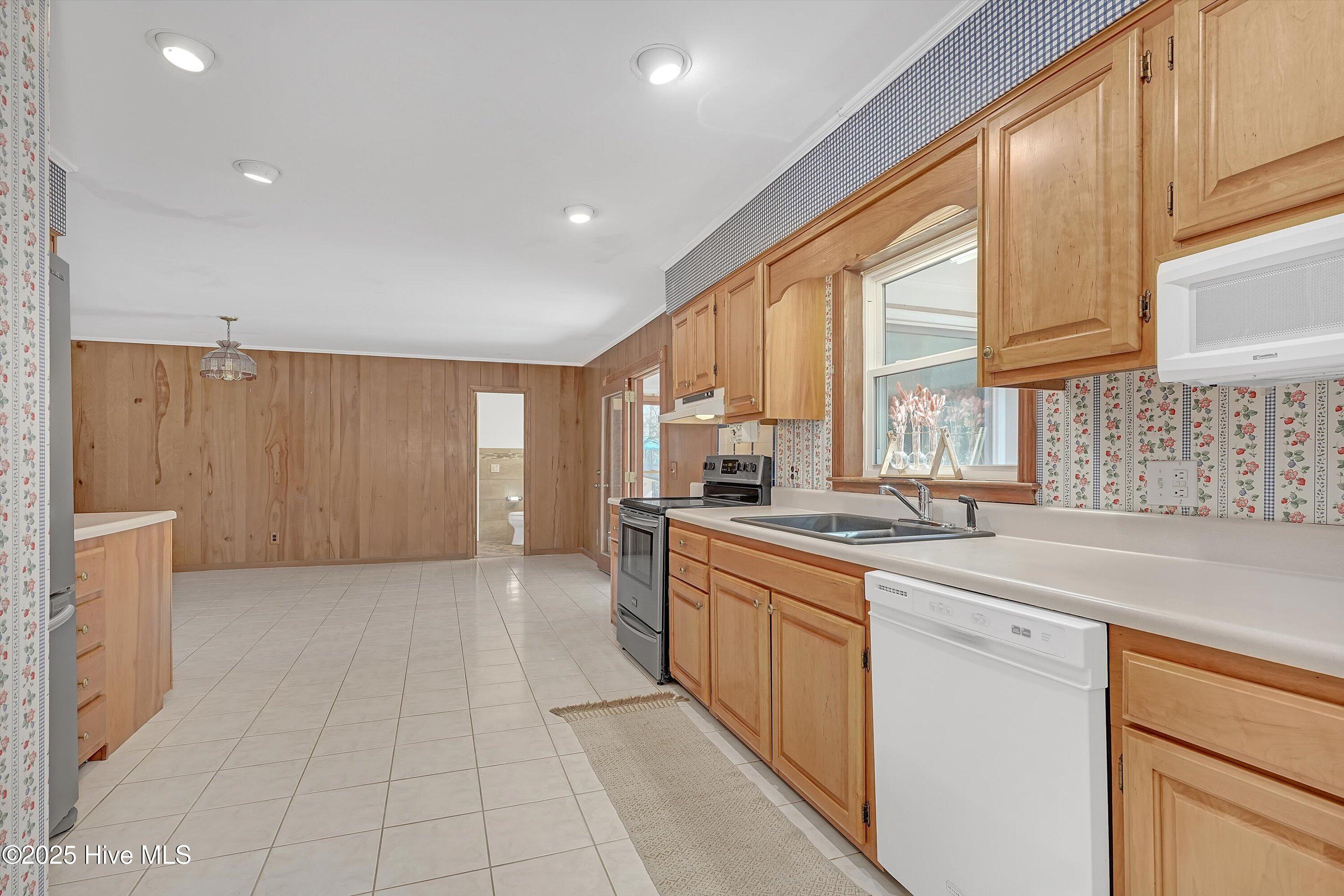 4518 Mocklingbird Lane