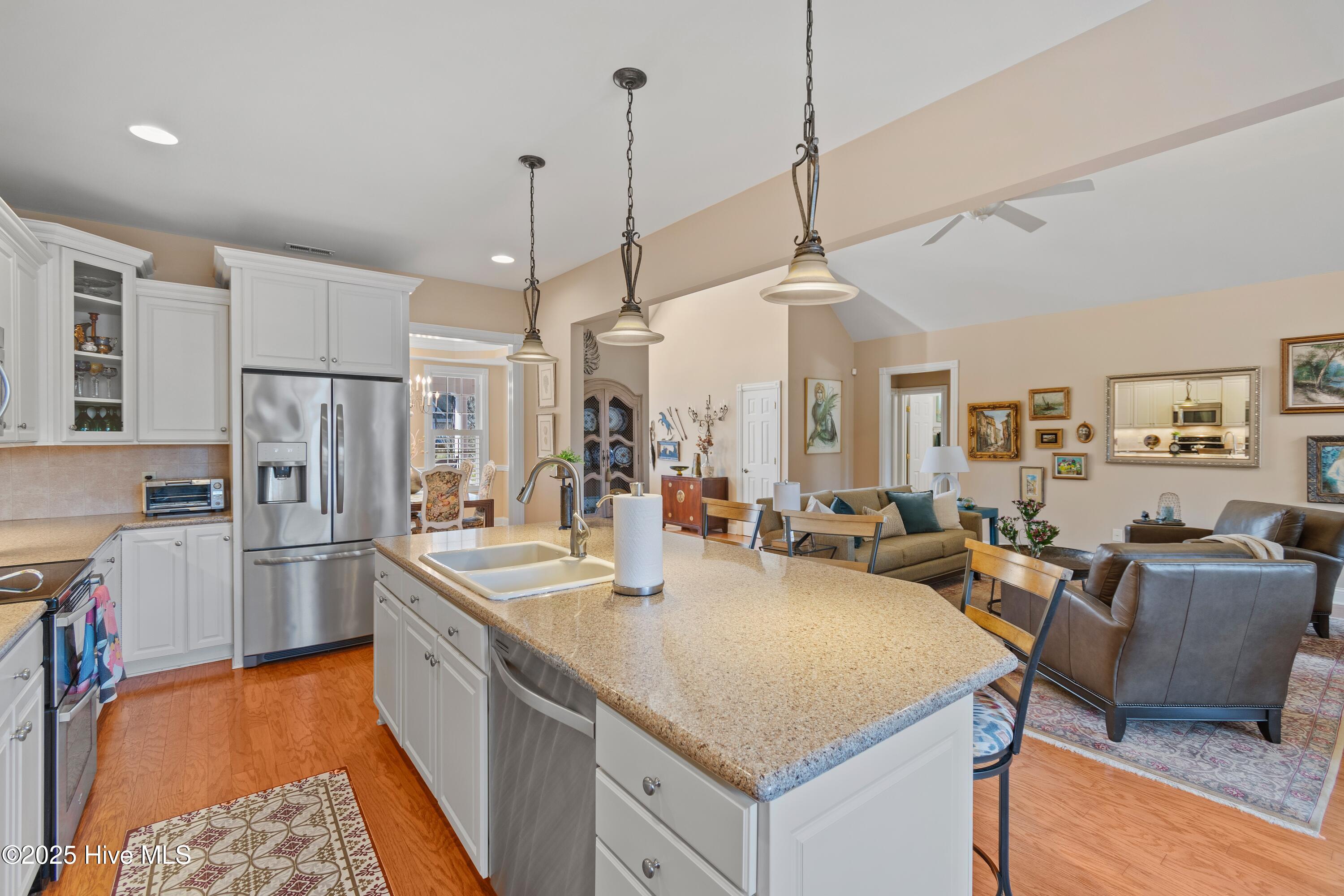 3707 Wingfoot Drive