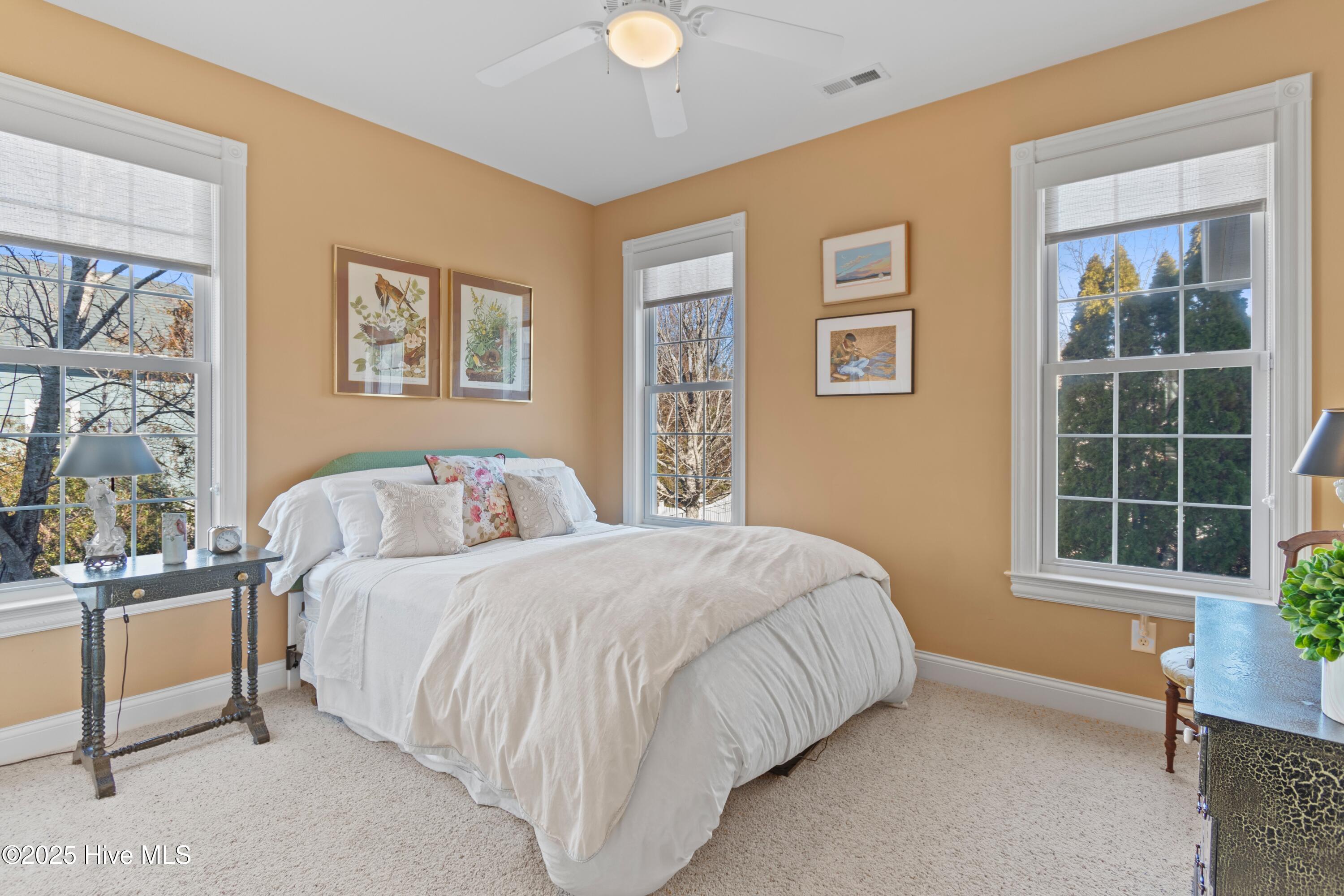 3707 Wingfoot Drive