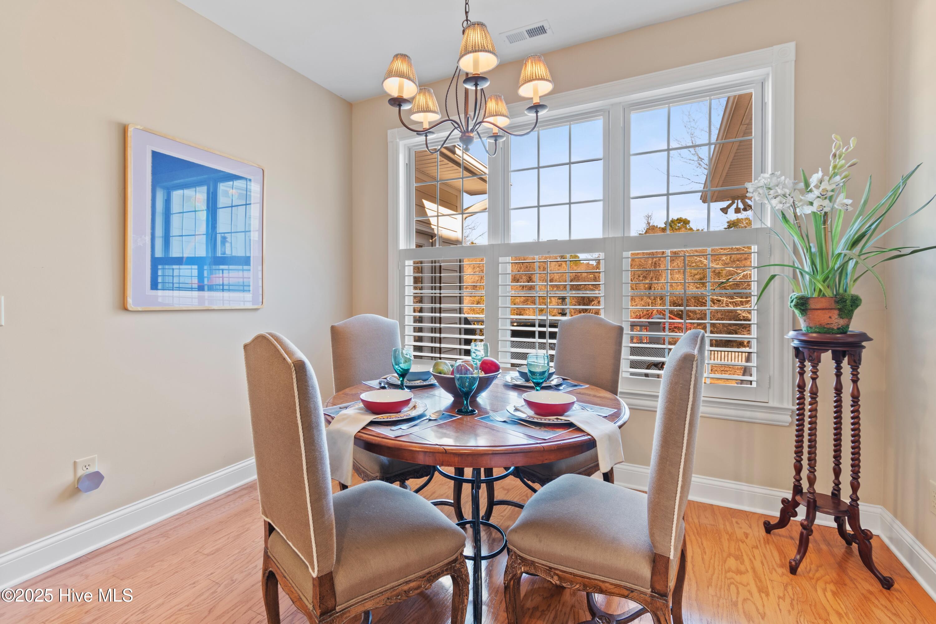 3707 Wingfoot Drive