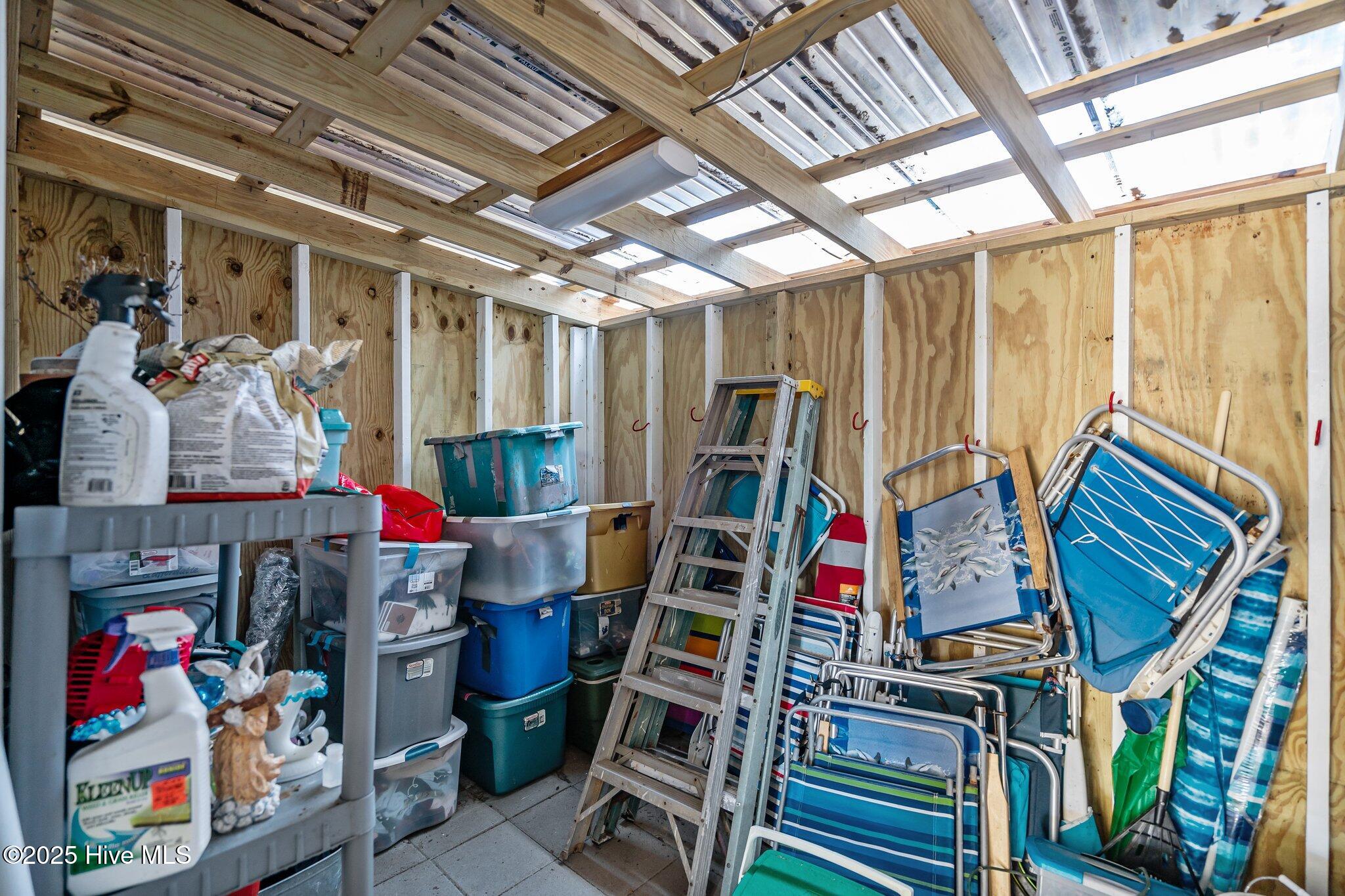 205 S Fifth Avenue, B