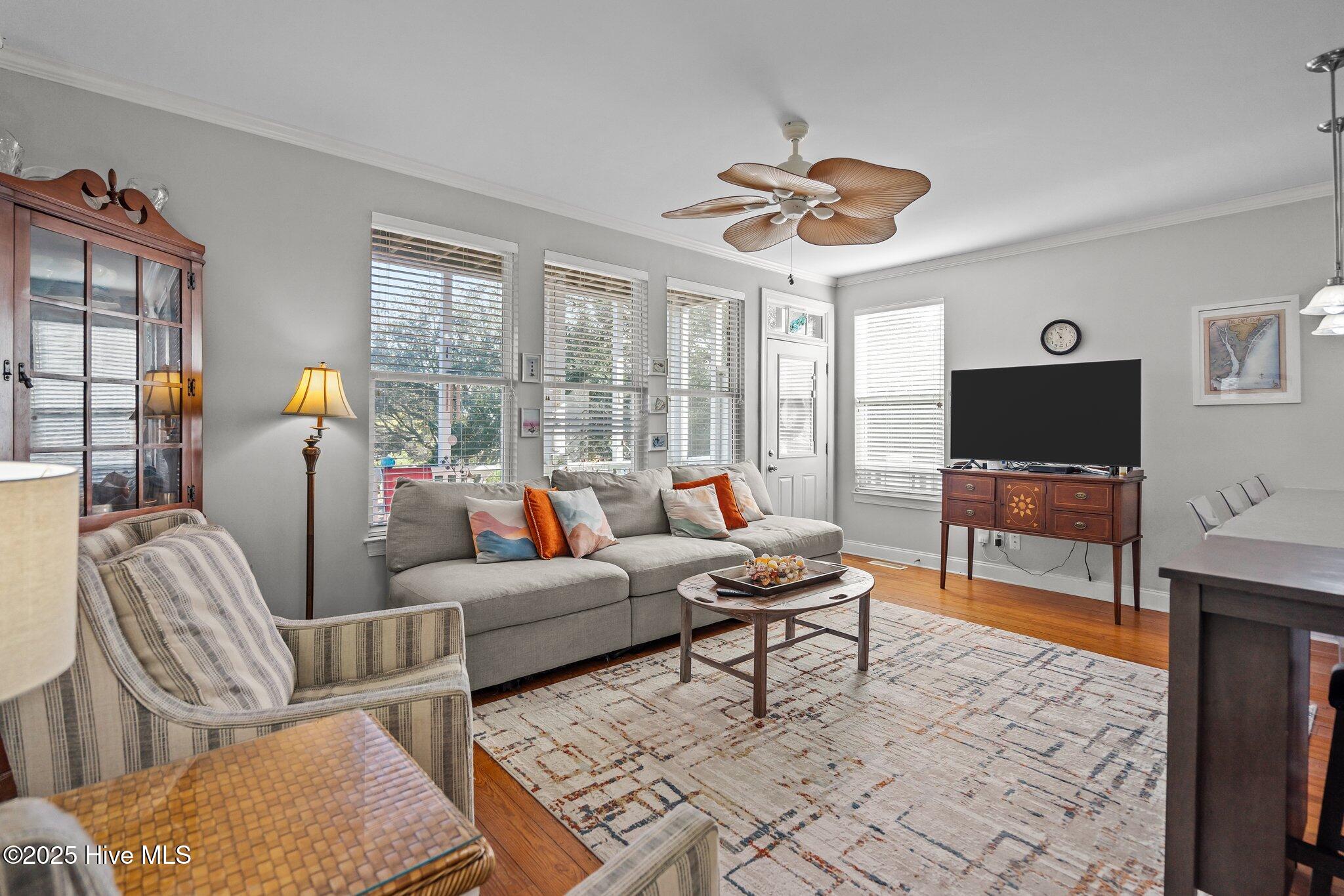 205 S Fifth Avenue, B