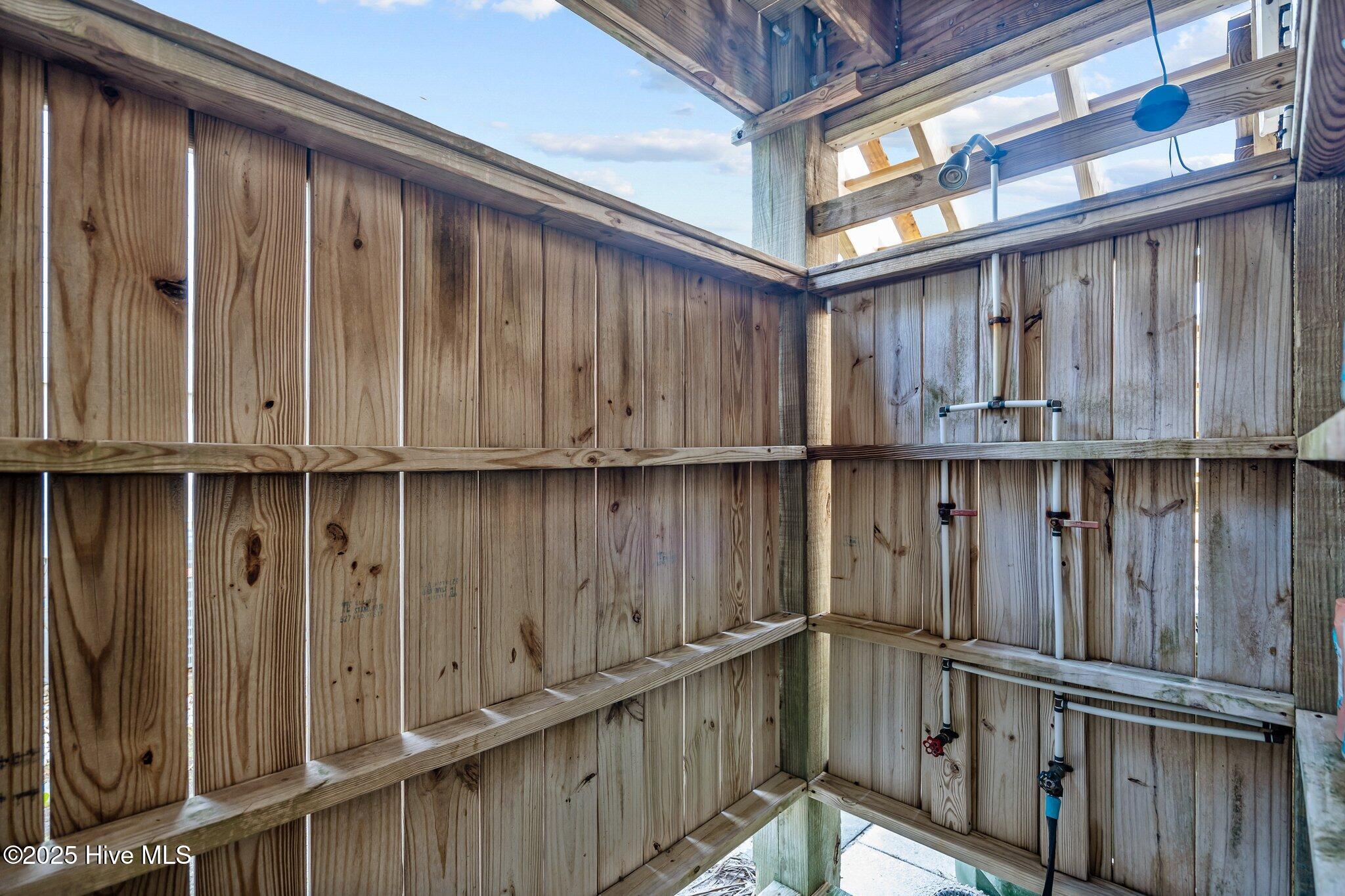 205 S Fifth Avenue, B