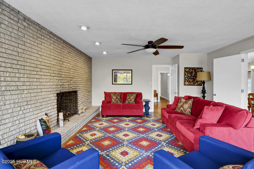 3846 Sweetbriar Road