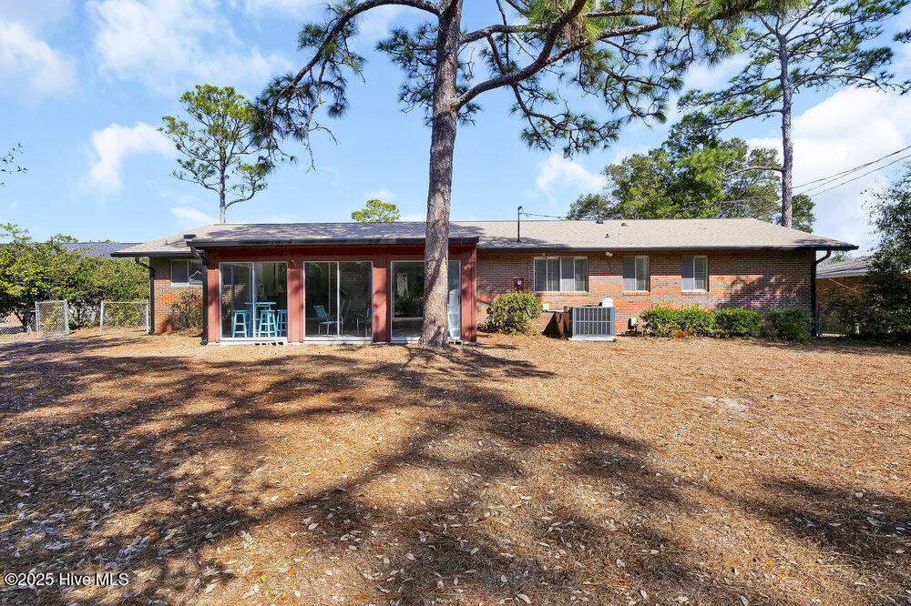 3846 Sweetbriar Road