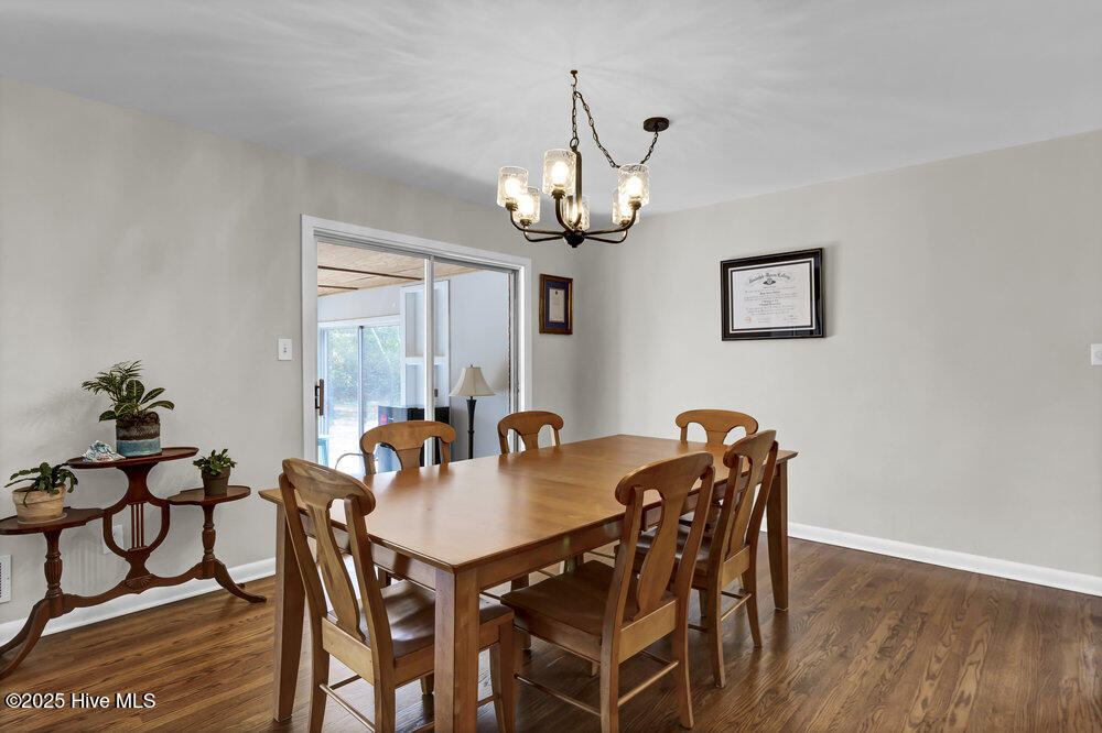 3846 Sweetbriar Road