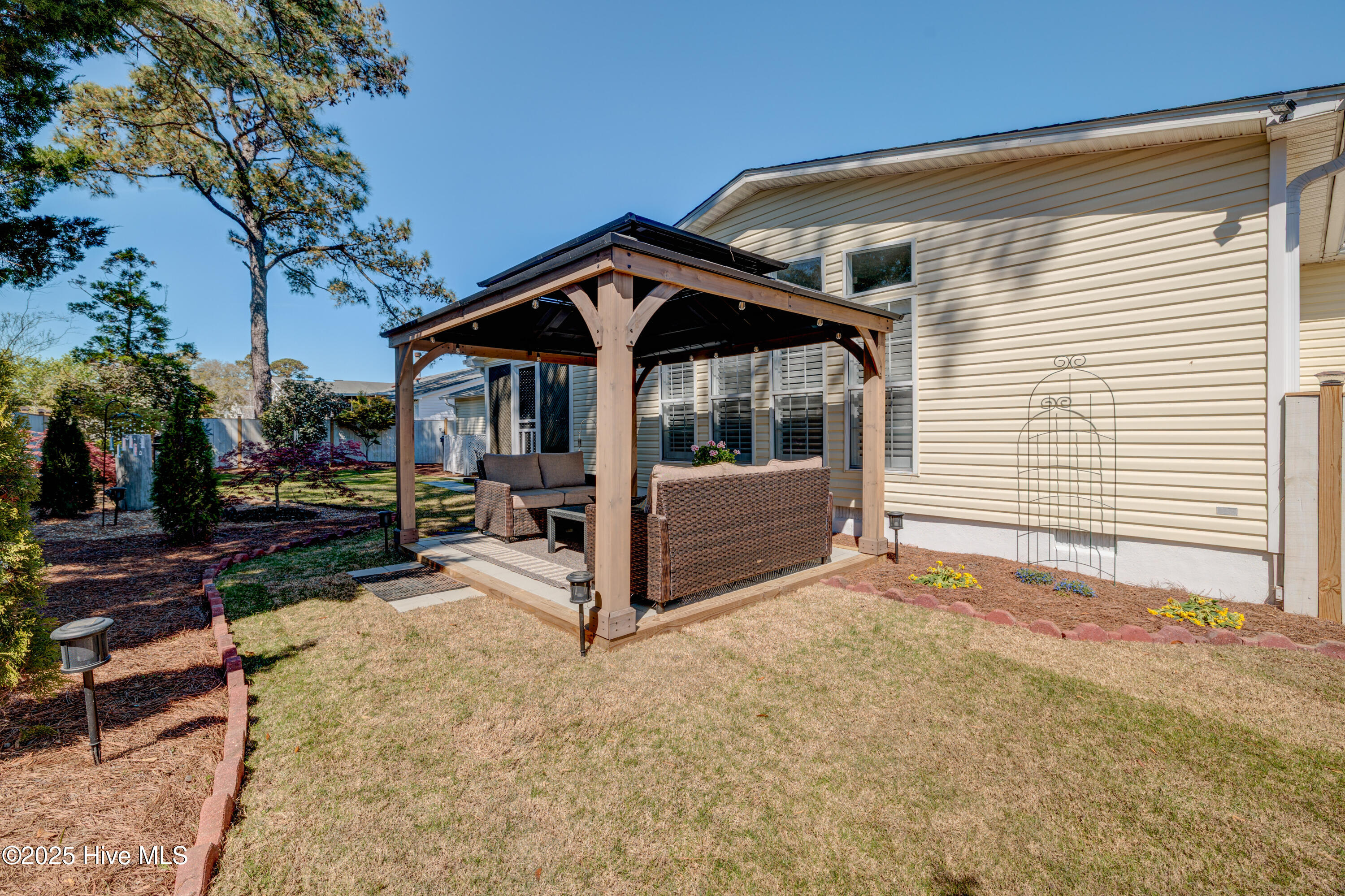 501 Capeside Drive