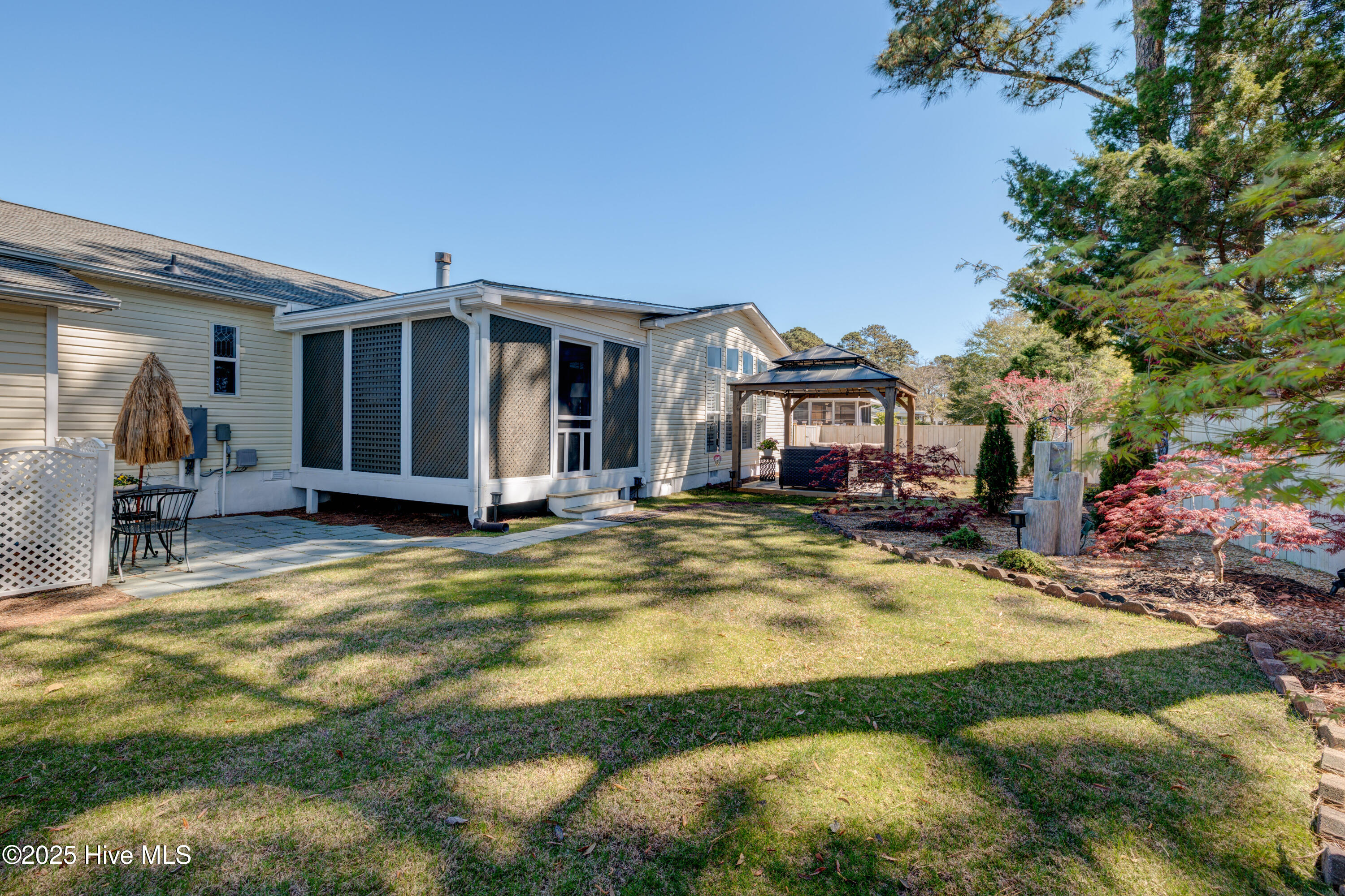 501 Capeside Drive