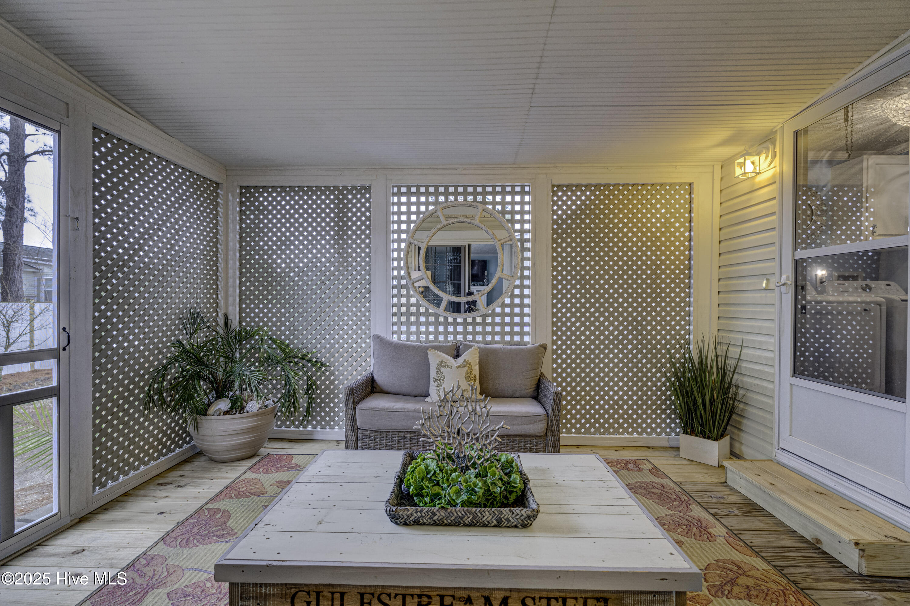 501 Capeside Drive