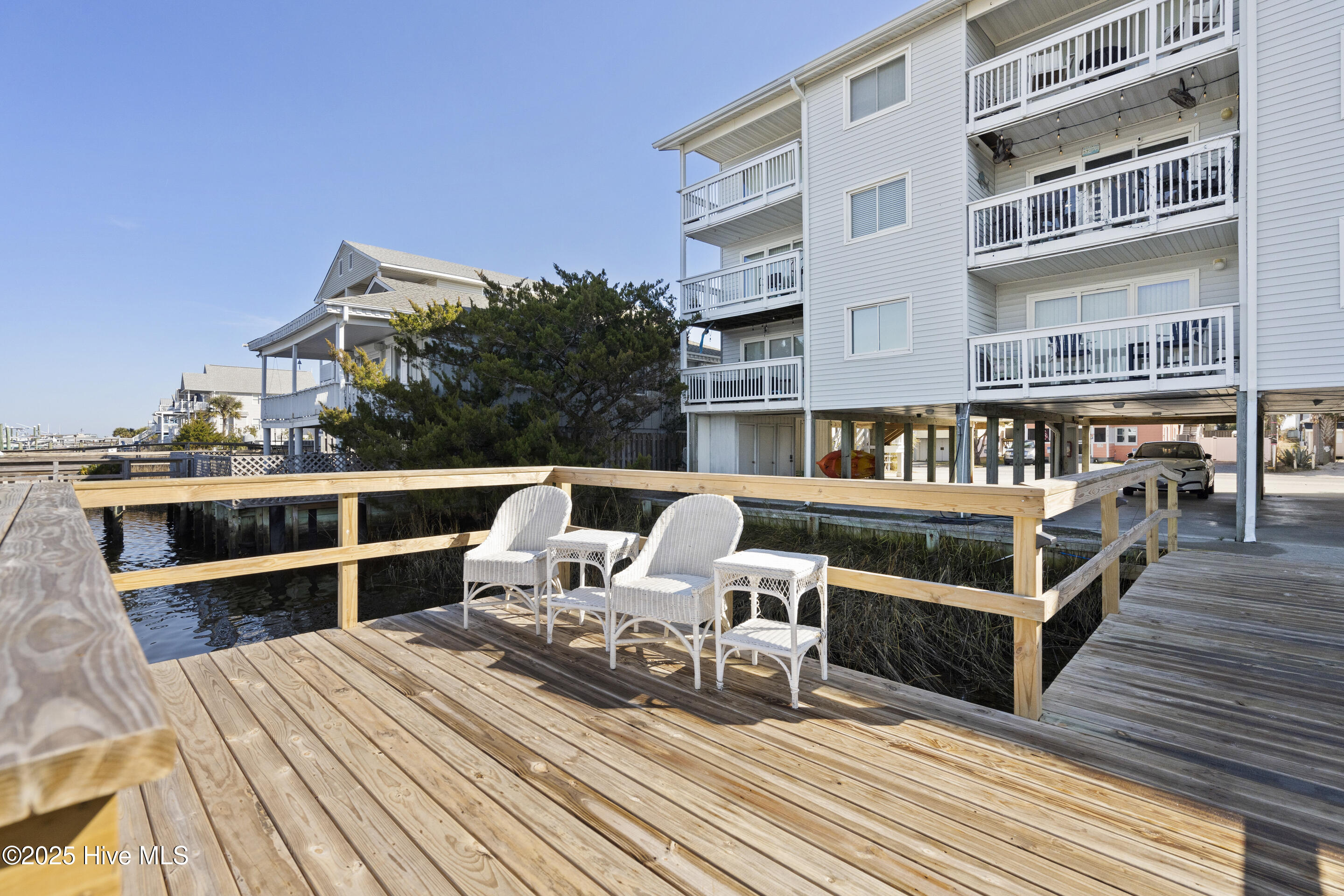 709 Canal Drive Apt 2b