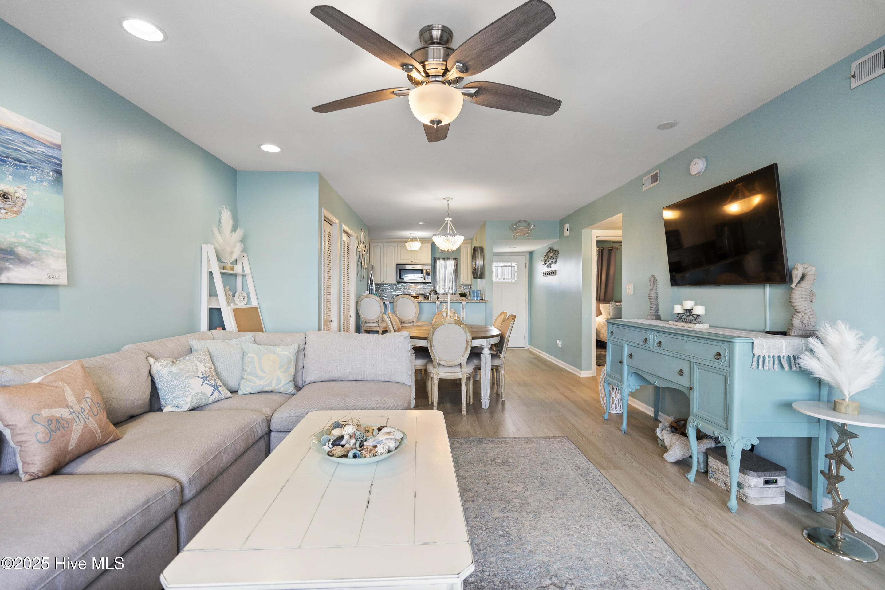 709 Canal Drive Apt 2b