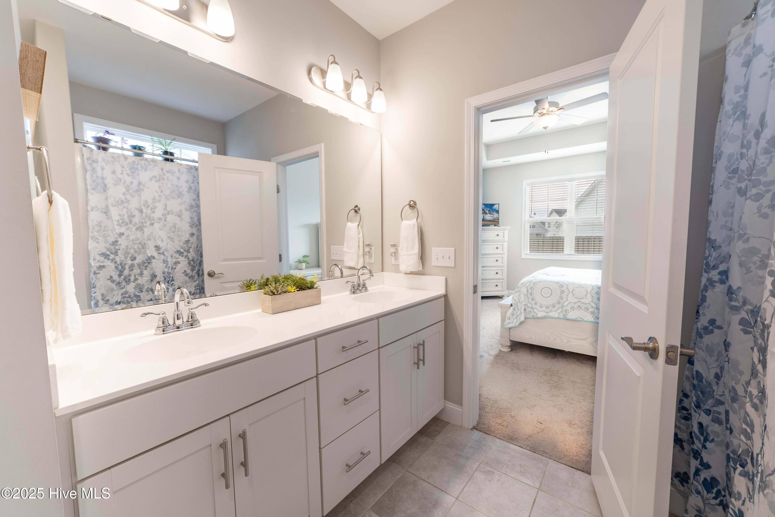 2109 Blue Bonnet Circle