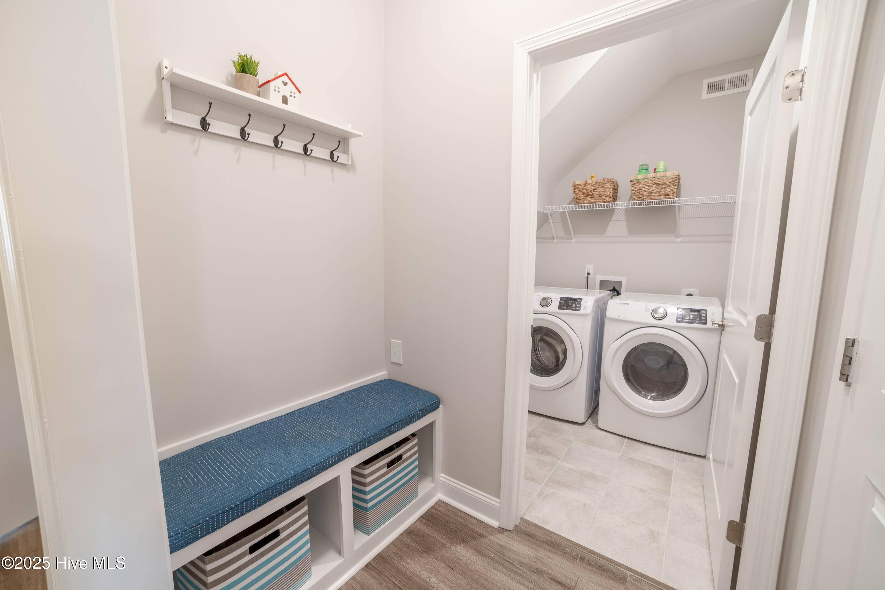 2109 Blue Bonnet Circle