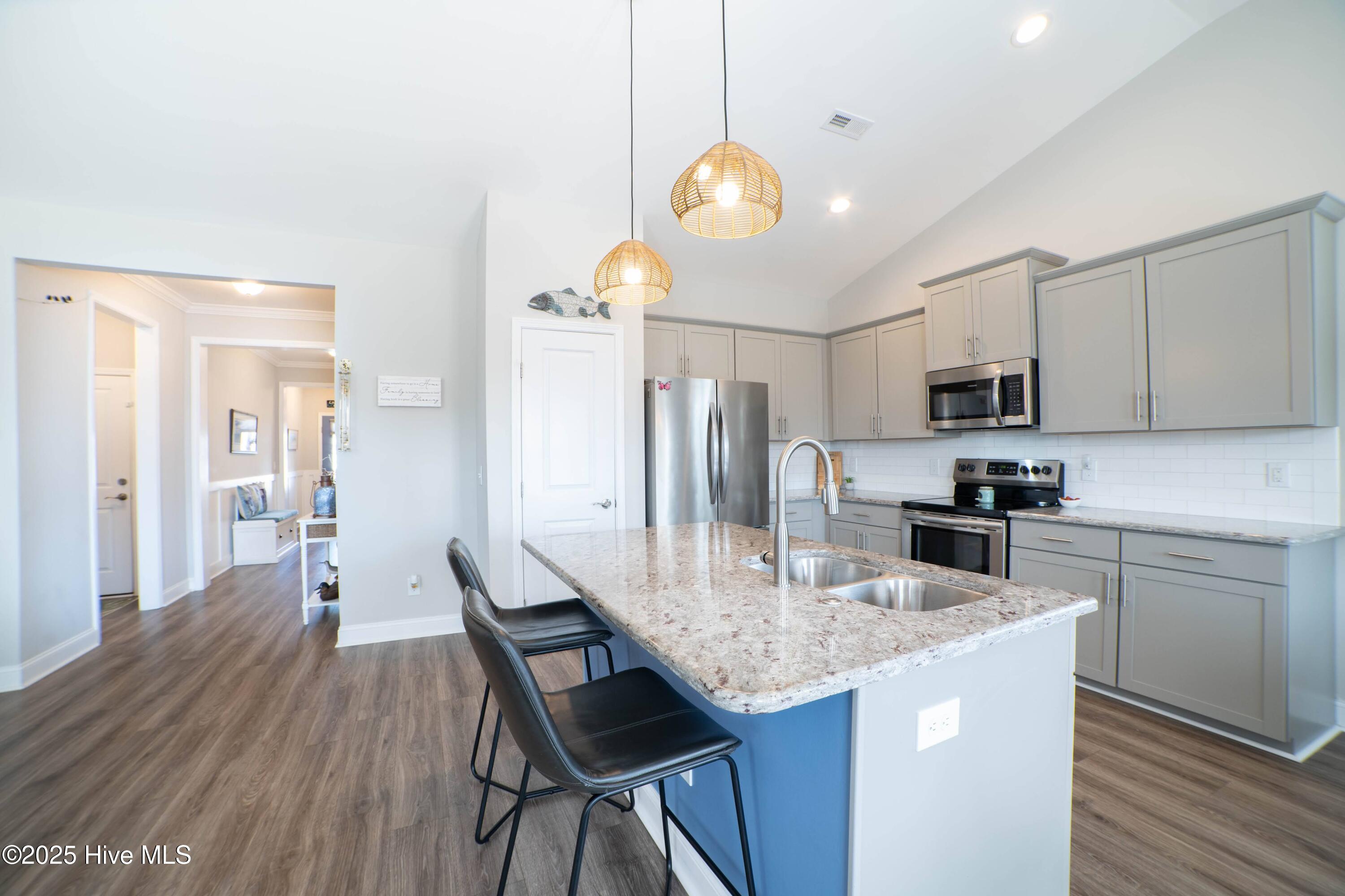 2131 Blue Bonnet Circle