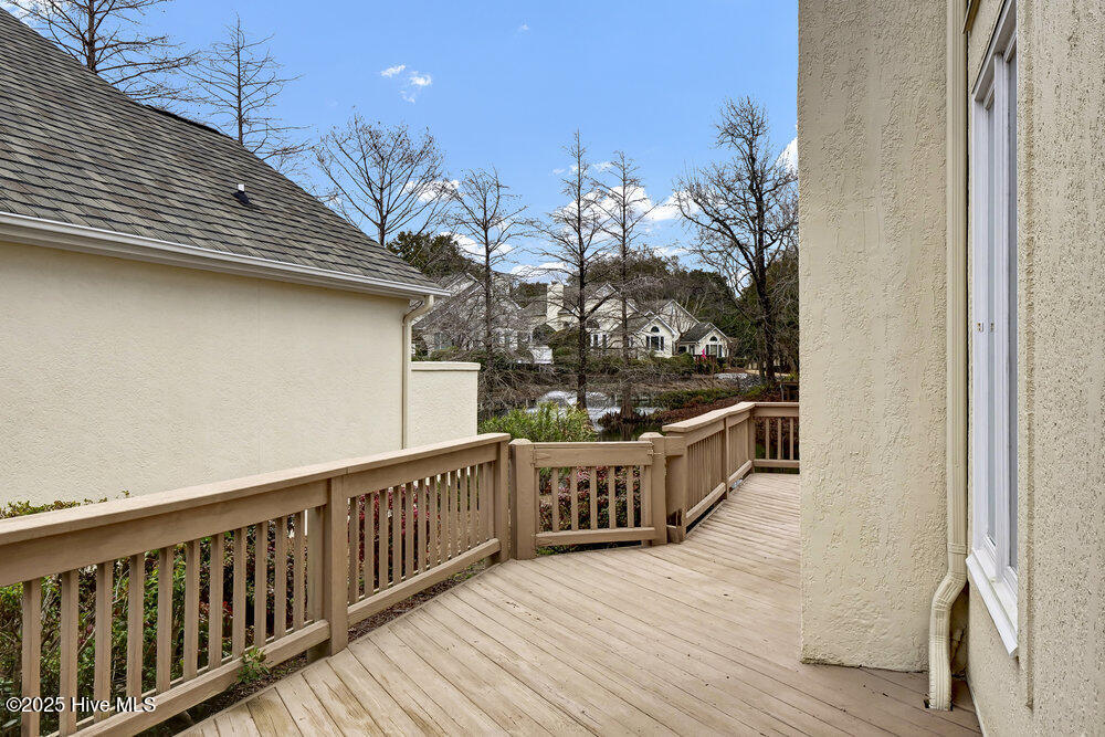 1821 Glen Eagles Lane