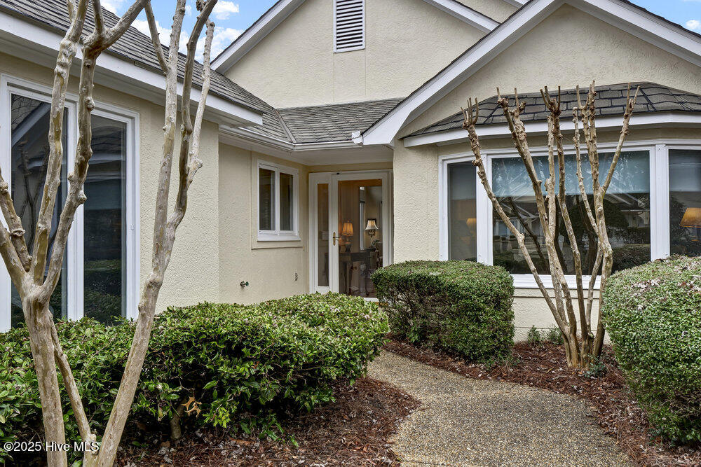 1821 Glen Eagles Lane