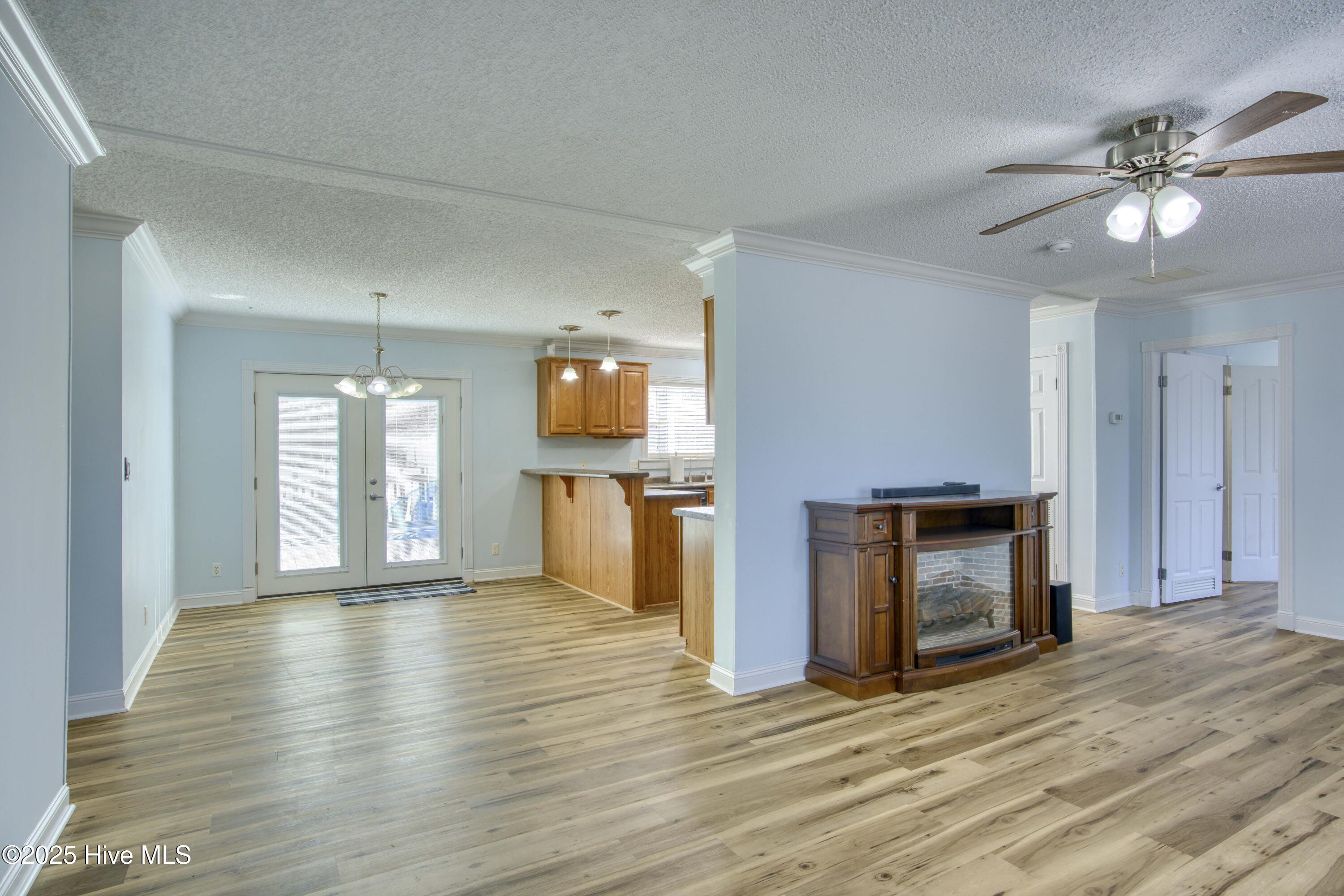 123 Piney Creek Drive