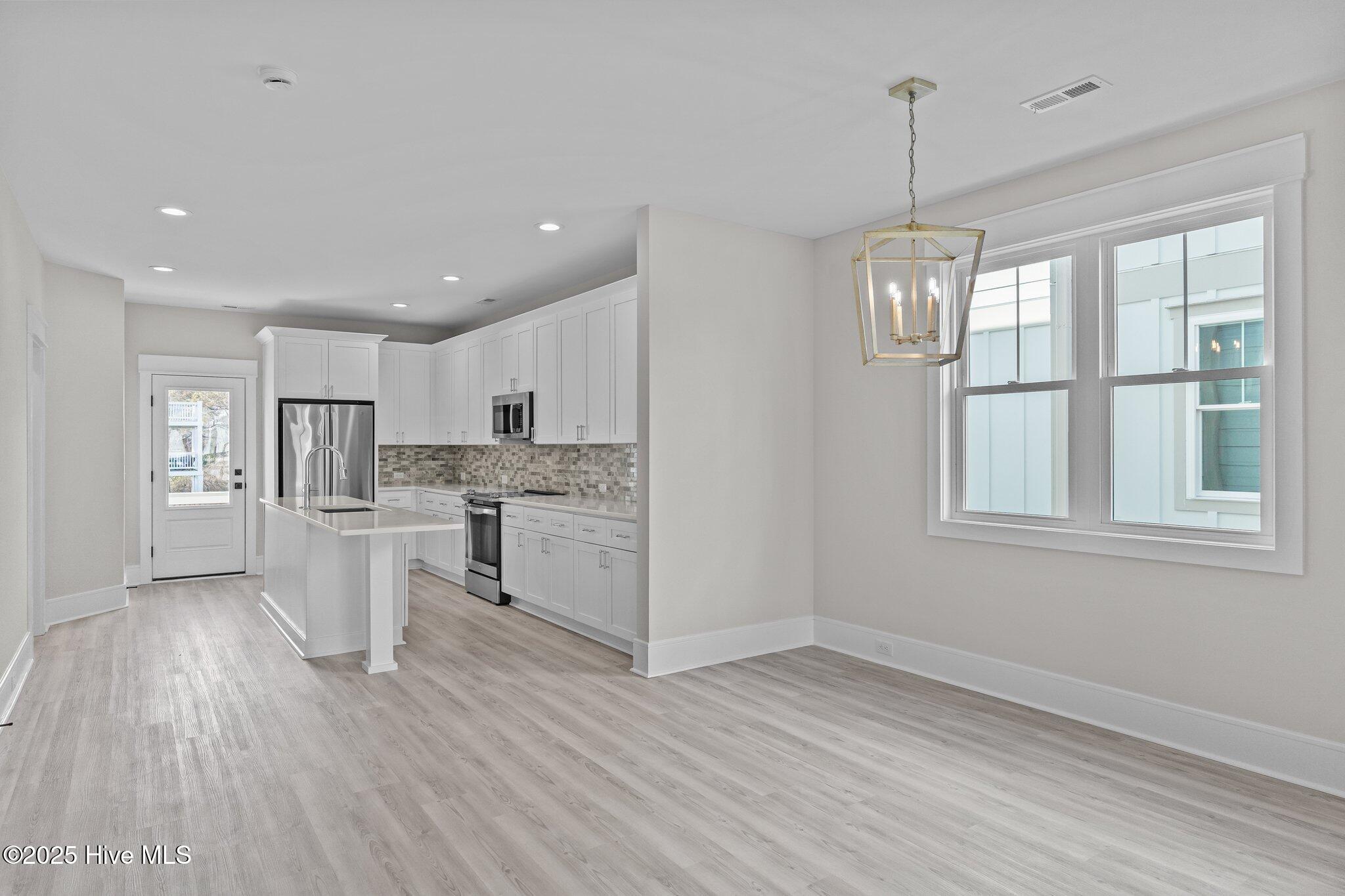 906 Second Street S, 1