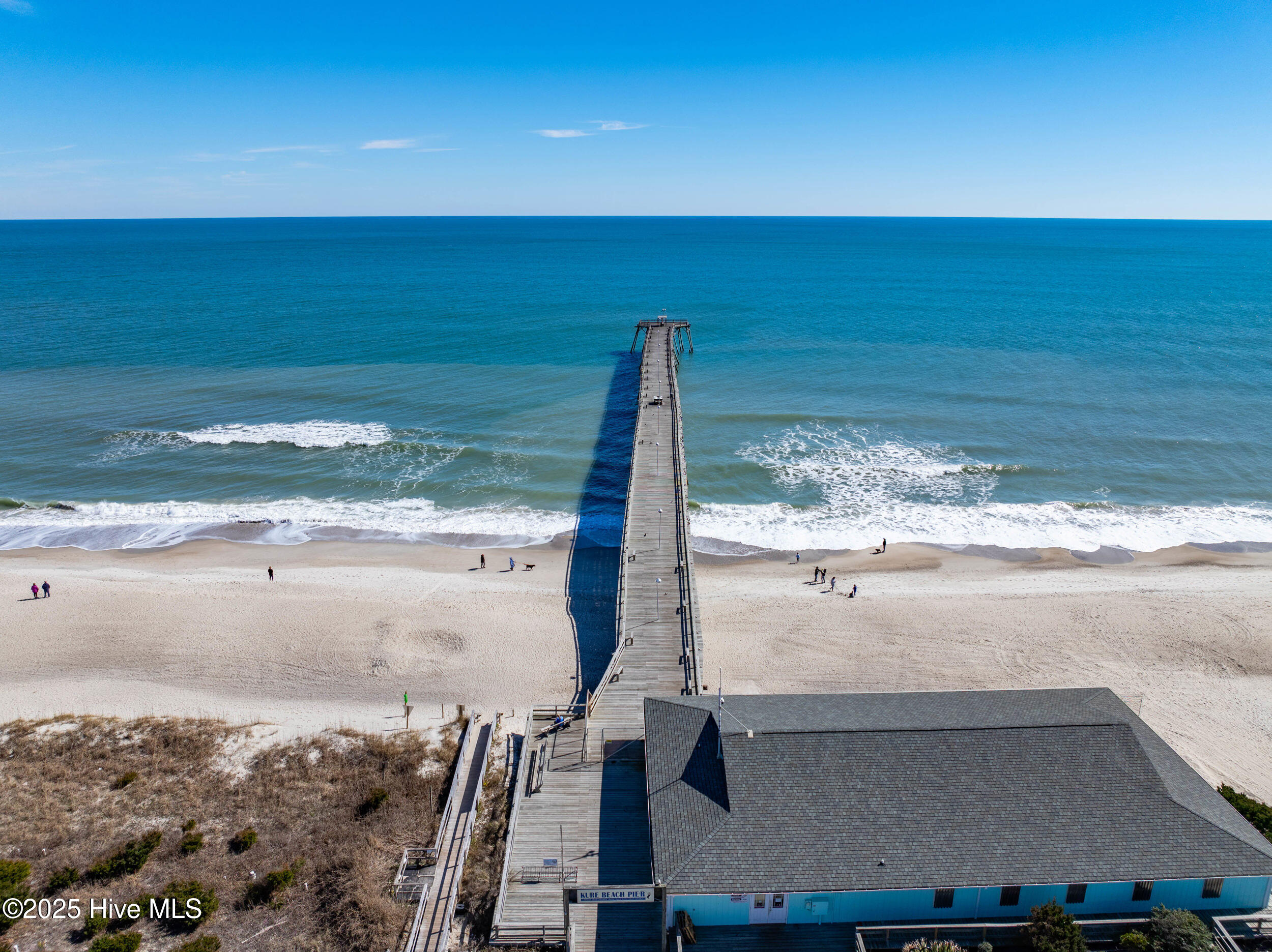 1107 Fort Fisher Boulevard N