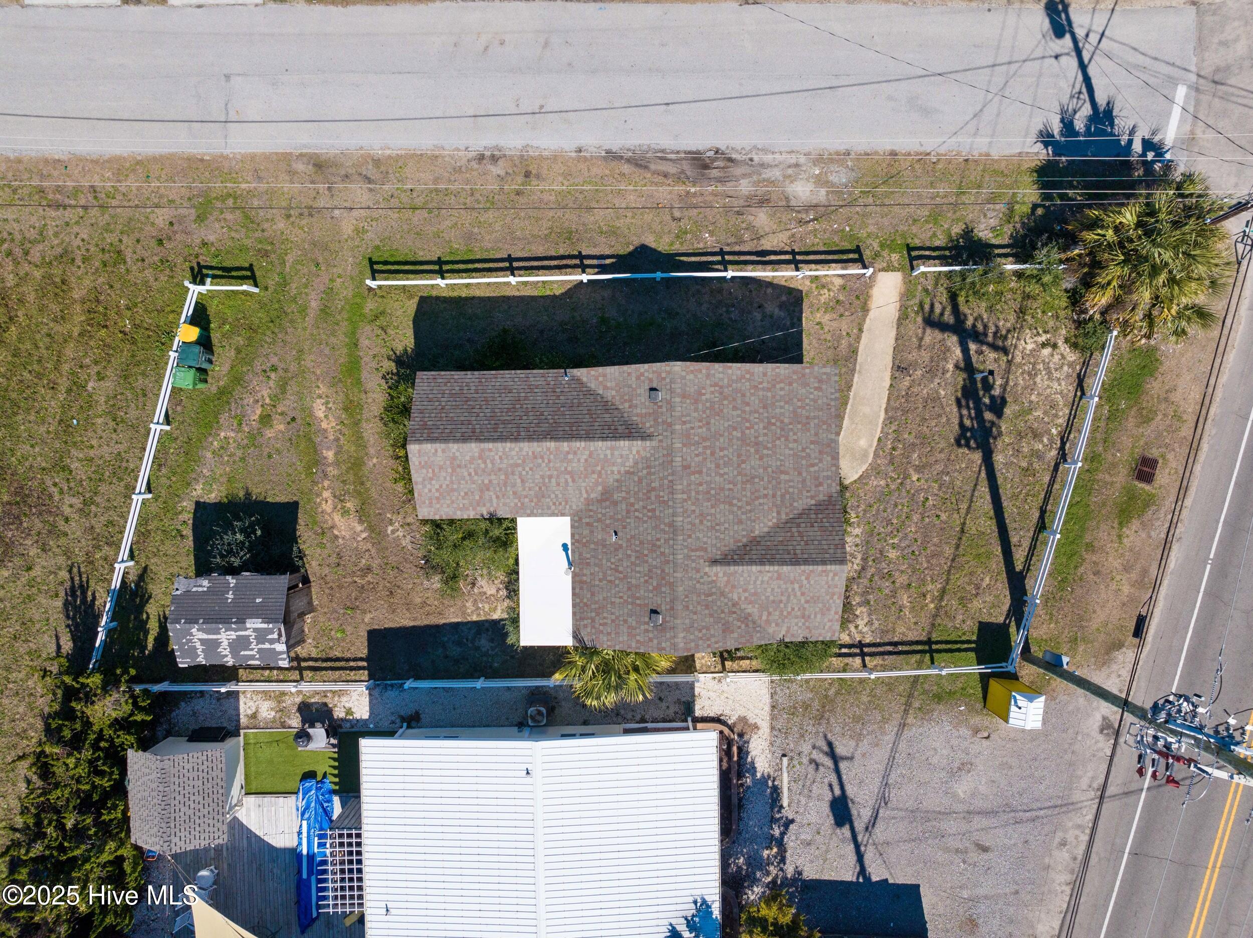 1107 Fort Fisher Boulevard N