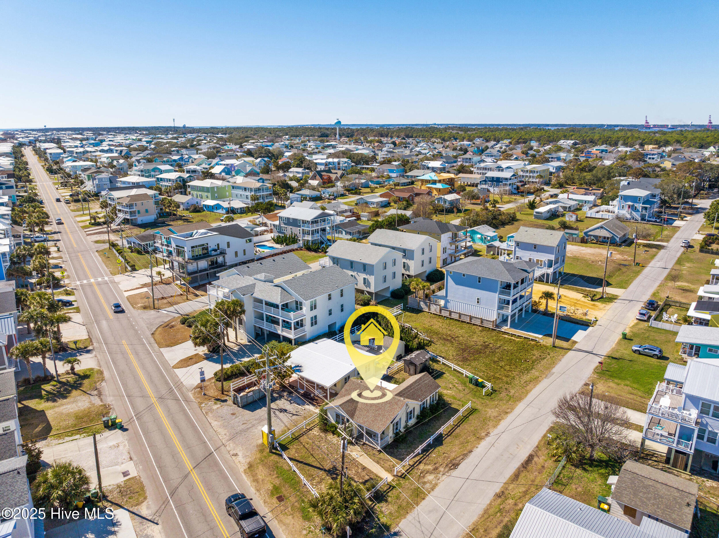 1107 Fort Fisher Boulevard N