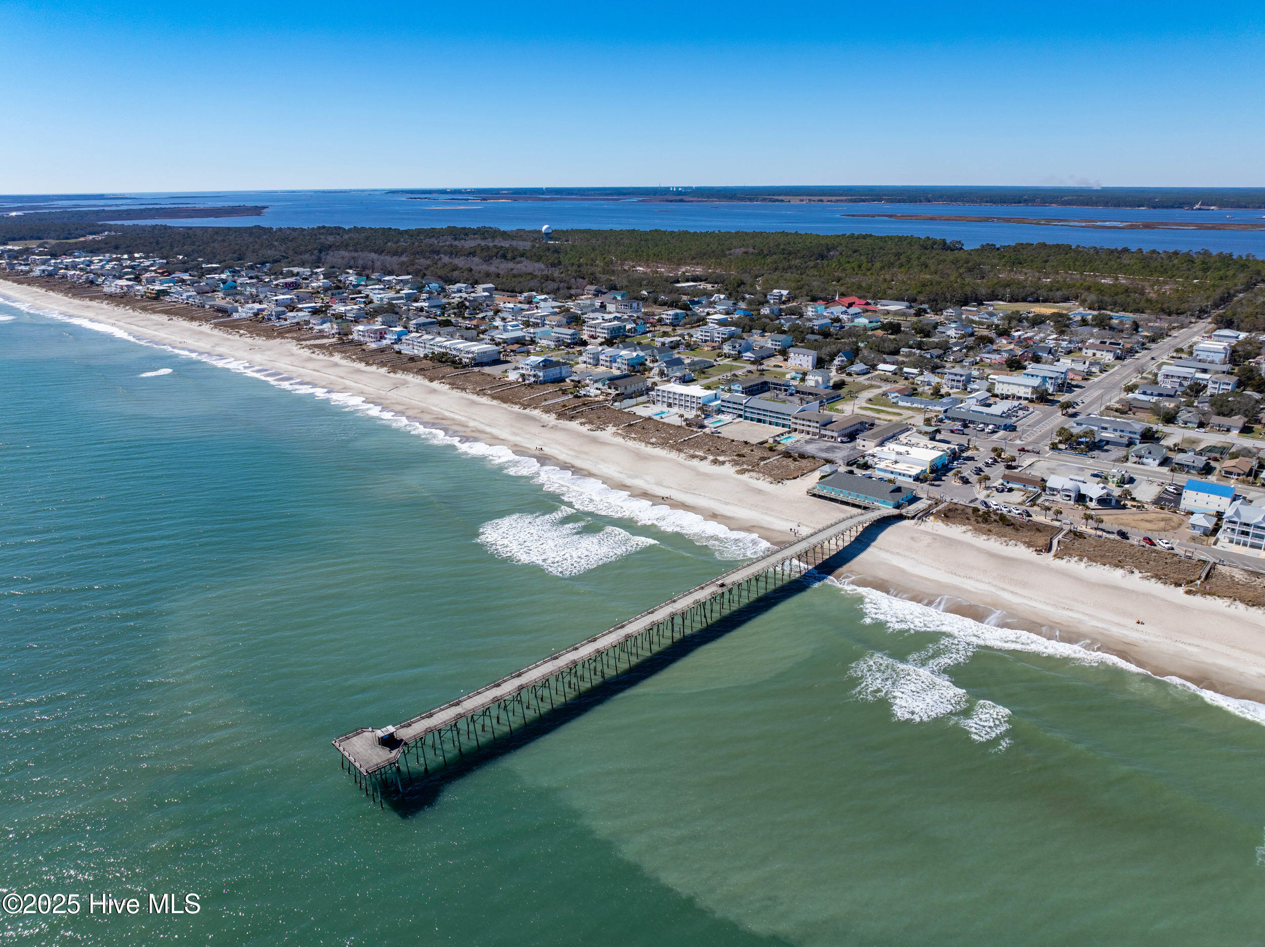 1107 Fort Fisher Boulevard N