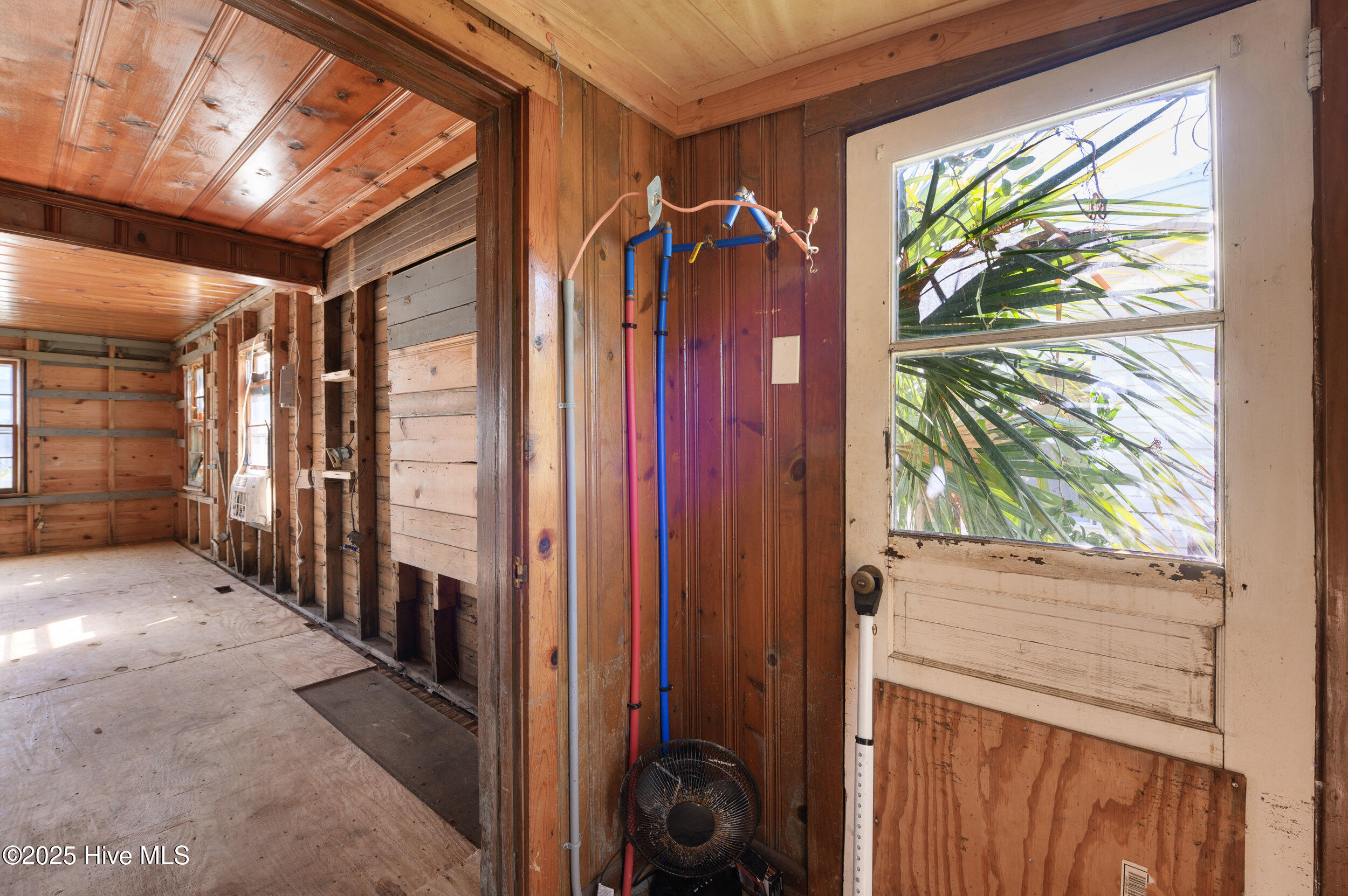 1107 Fort Fisher Boulevard N