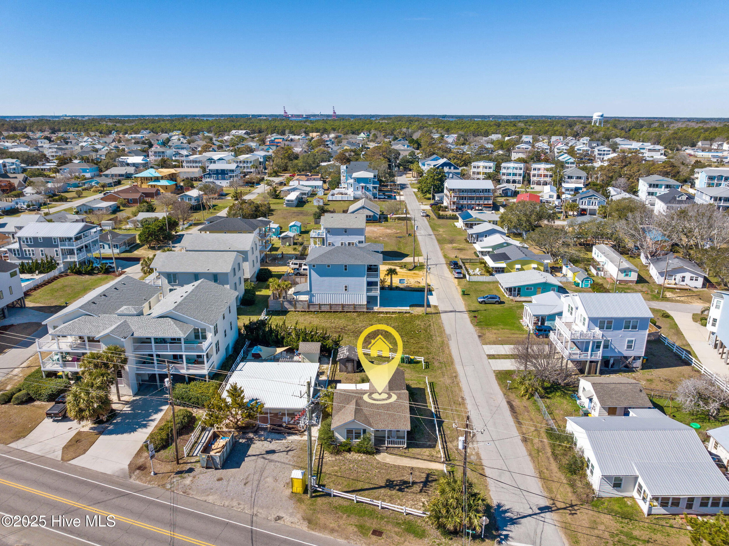 1107 Fort Fisher Boulevard N