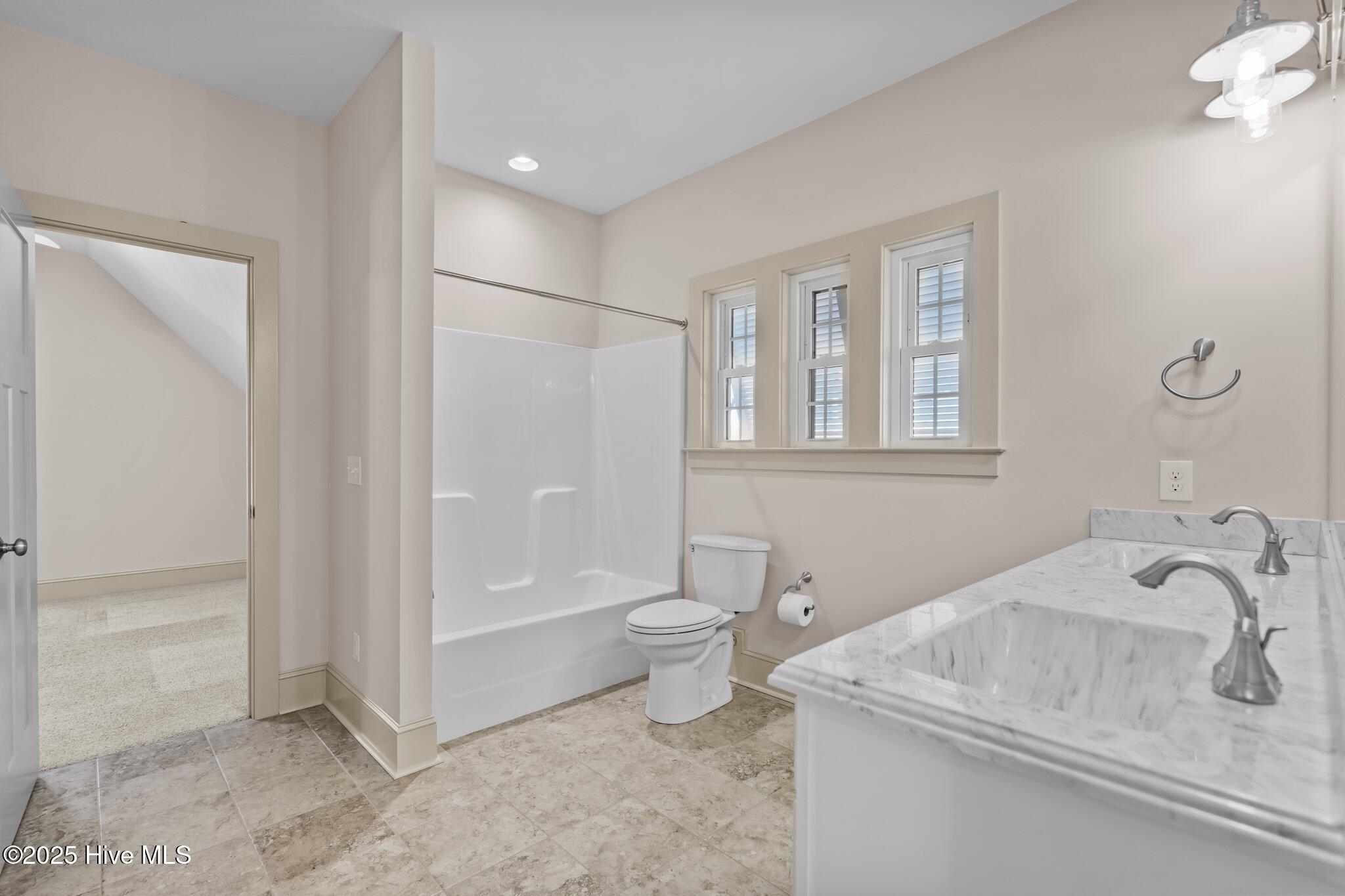 1310 Pinfish Lane