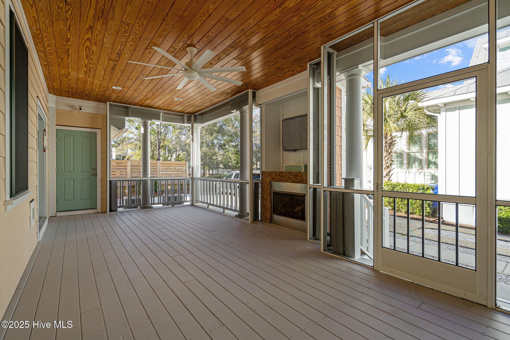 1310 Pinfish Lane