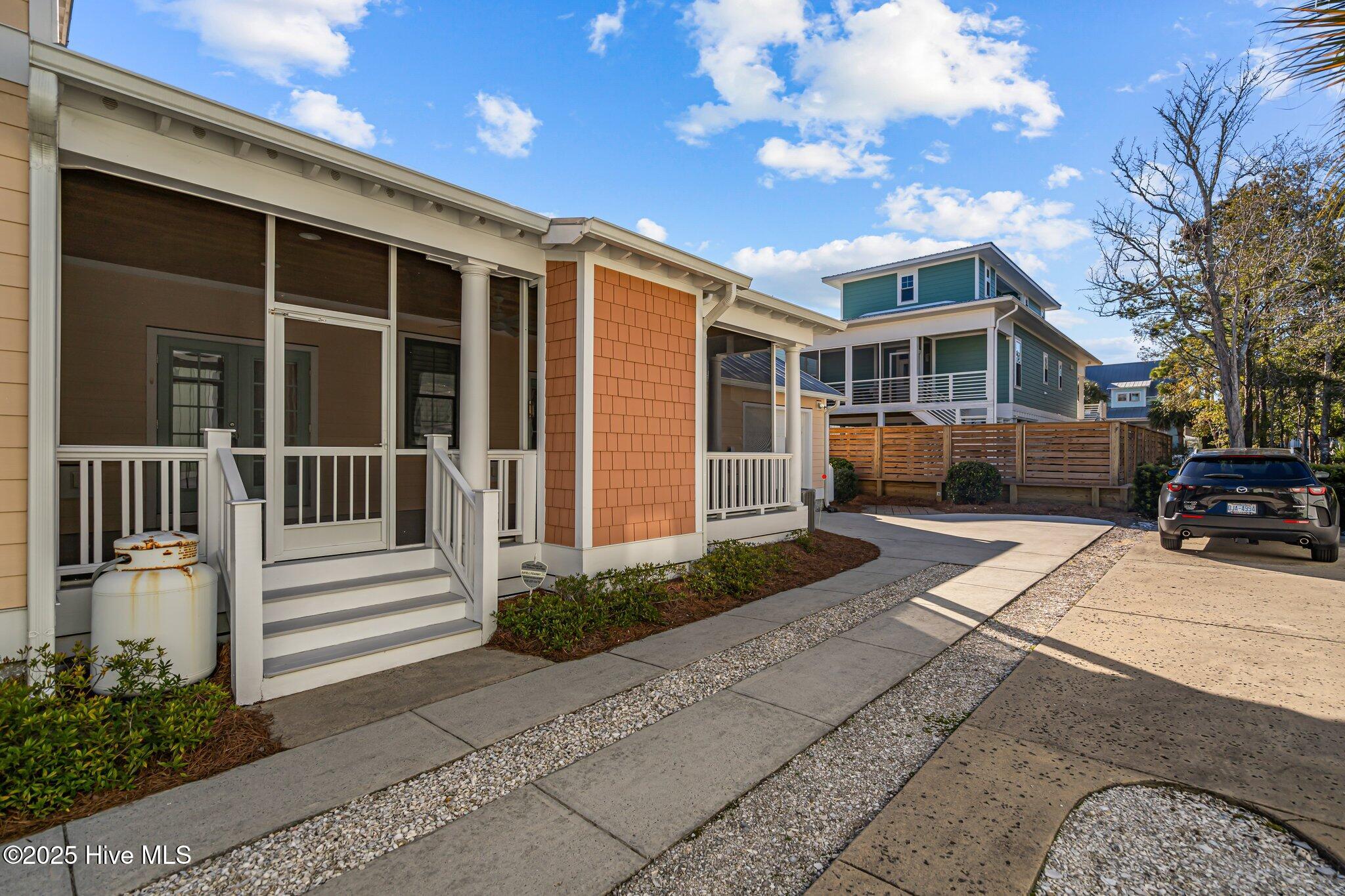 1310 Pinfish Lane