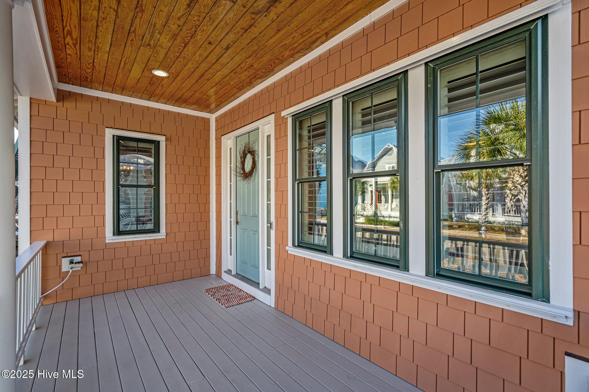 1310 Pinfish Lane