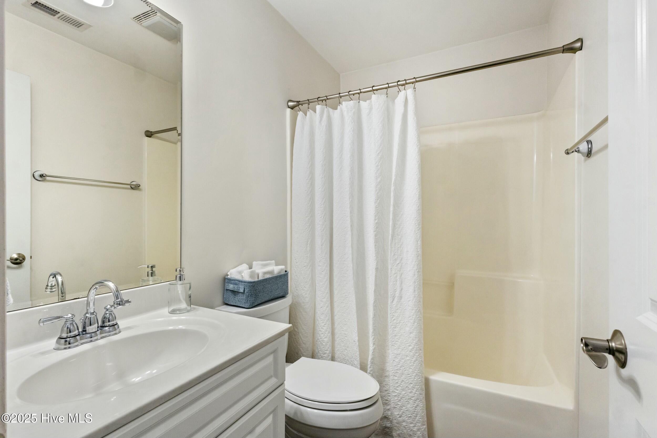 1213 Willowgreen Court