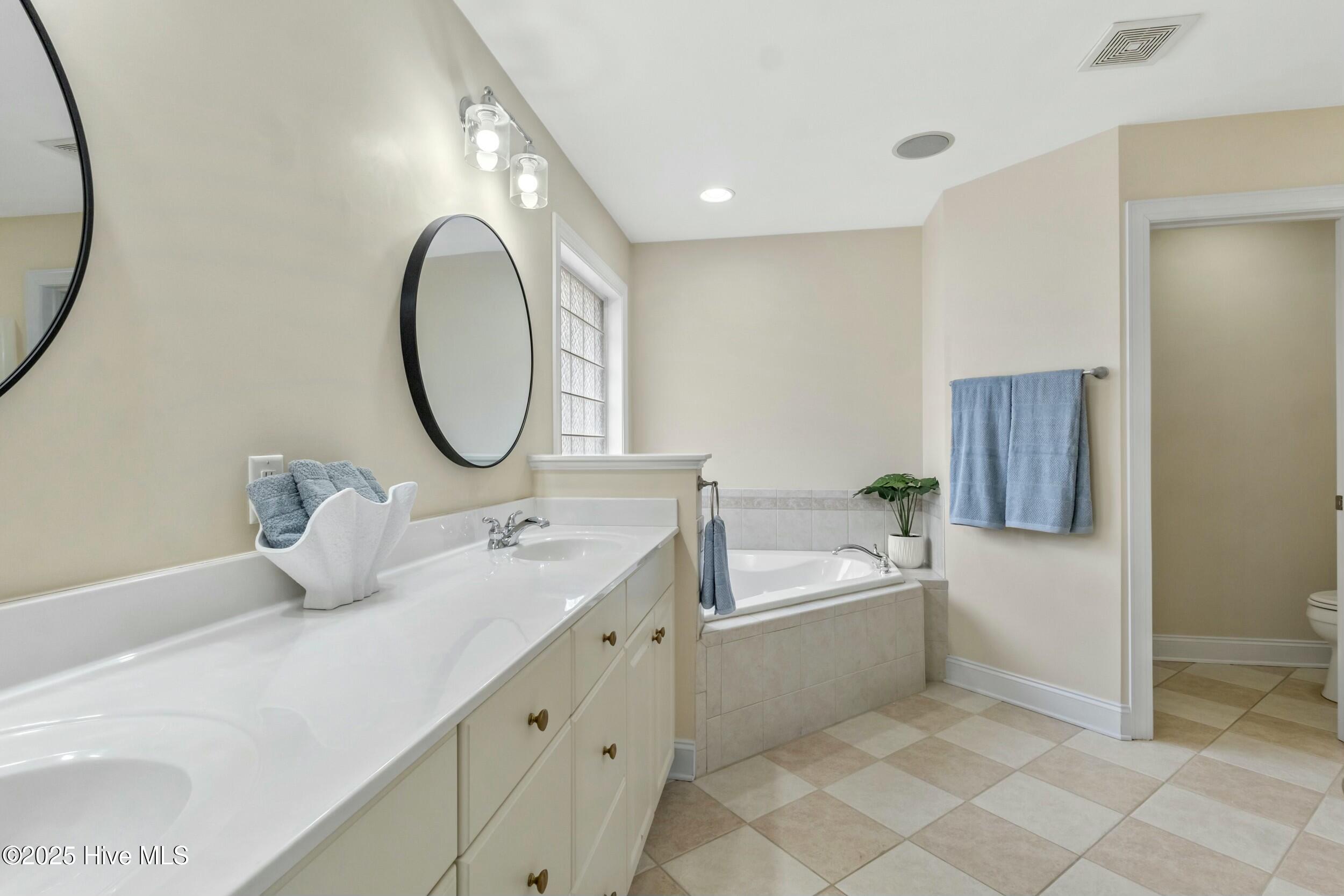 1213 Willowgreen Court